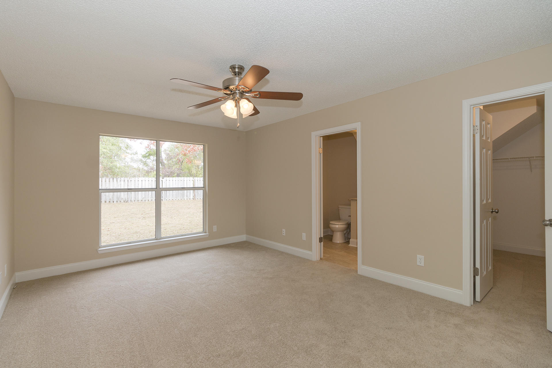 PARKWOOD LANE BLUEWATER BAY - Residential