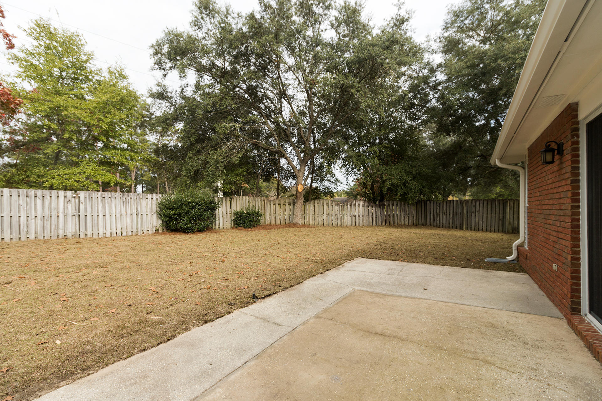 PARKWOOD LANE BLUEWATER BAY - Residential