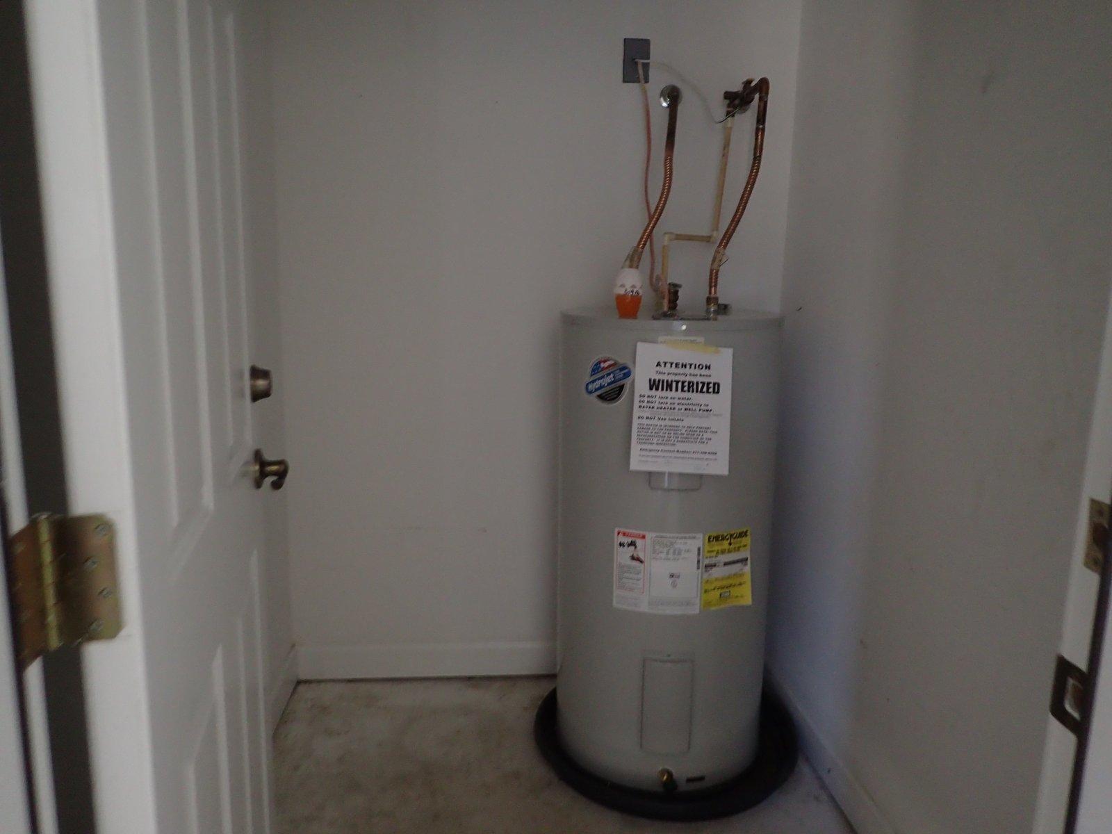 OAKWOOD HILLS UNIT 3 - Residential