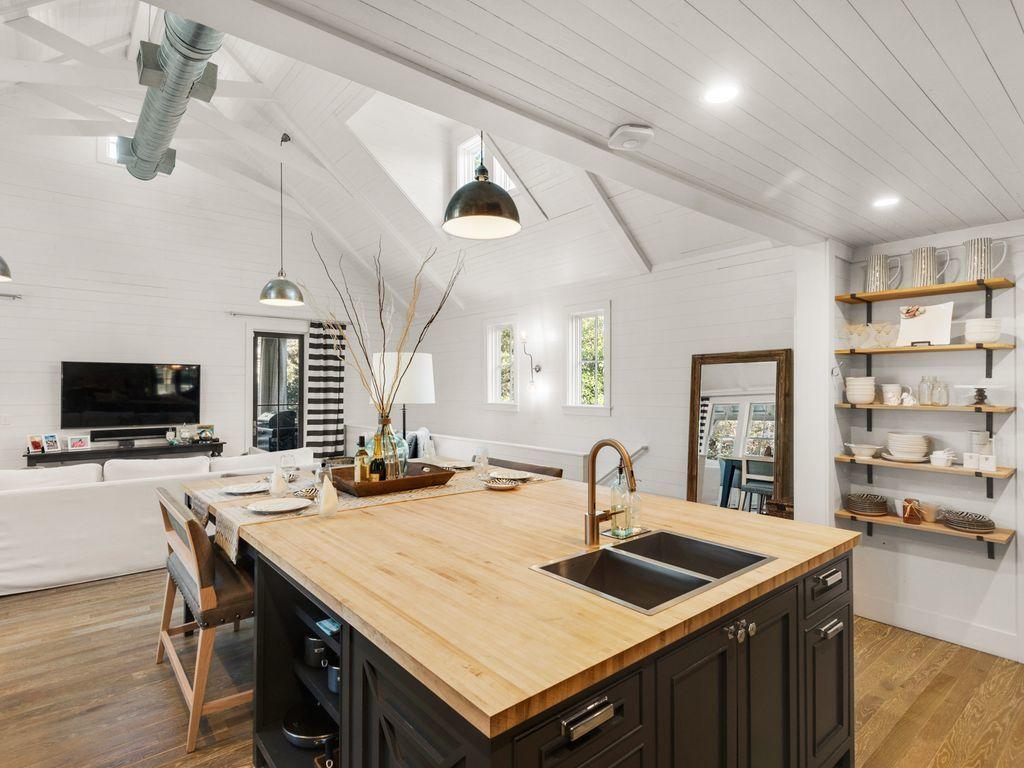 Old Seagrove 5th addition - Residential