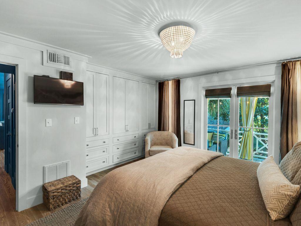 Old Seagrove 5th addition - Residential