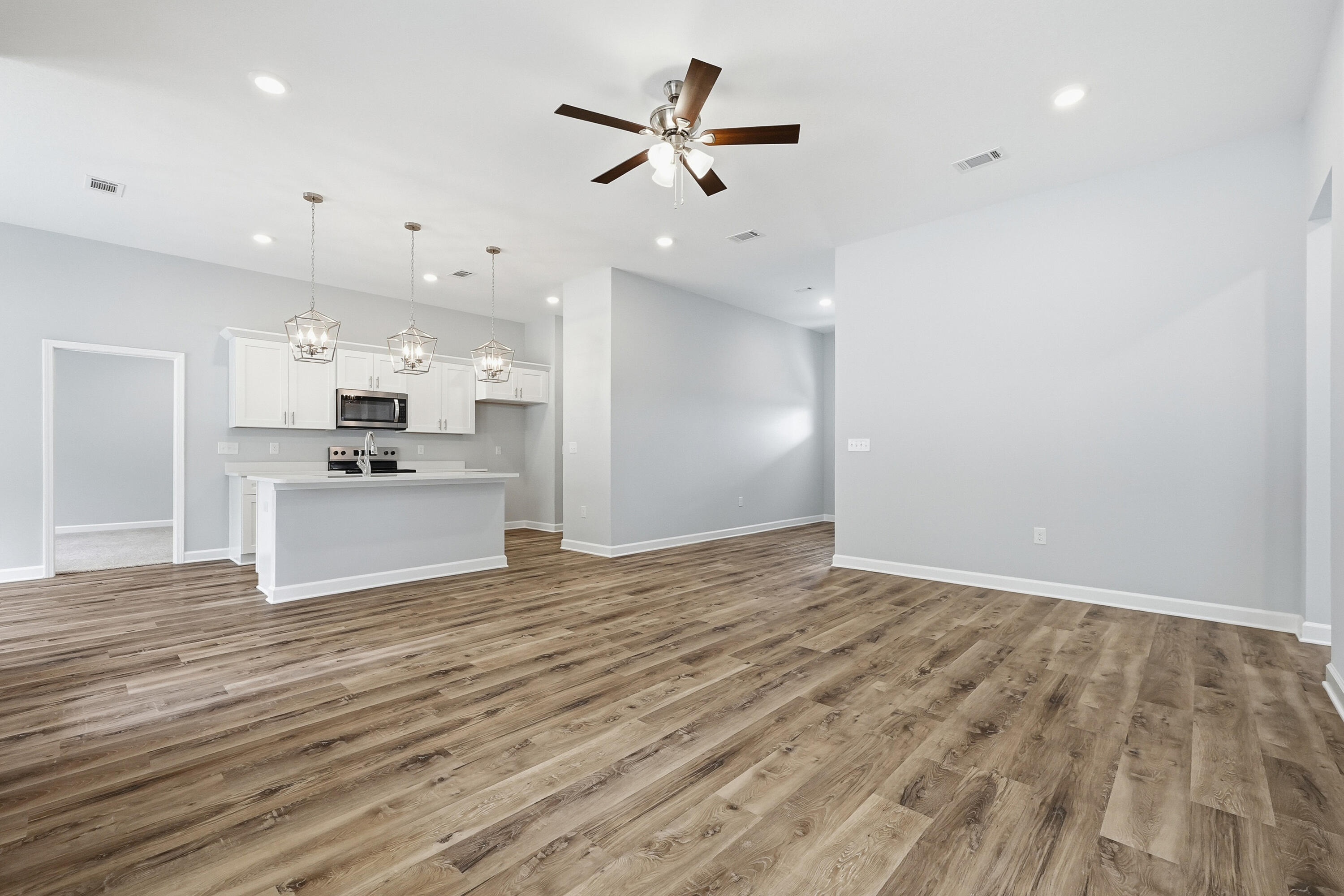 SOUTHERN CHARM - Residential