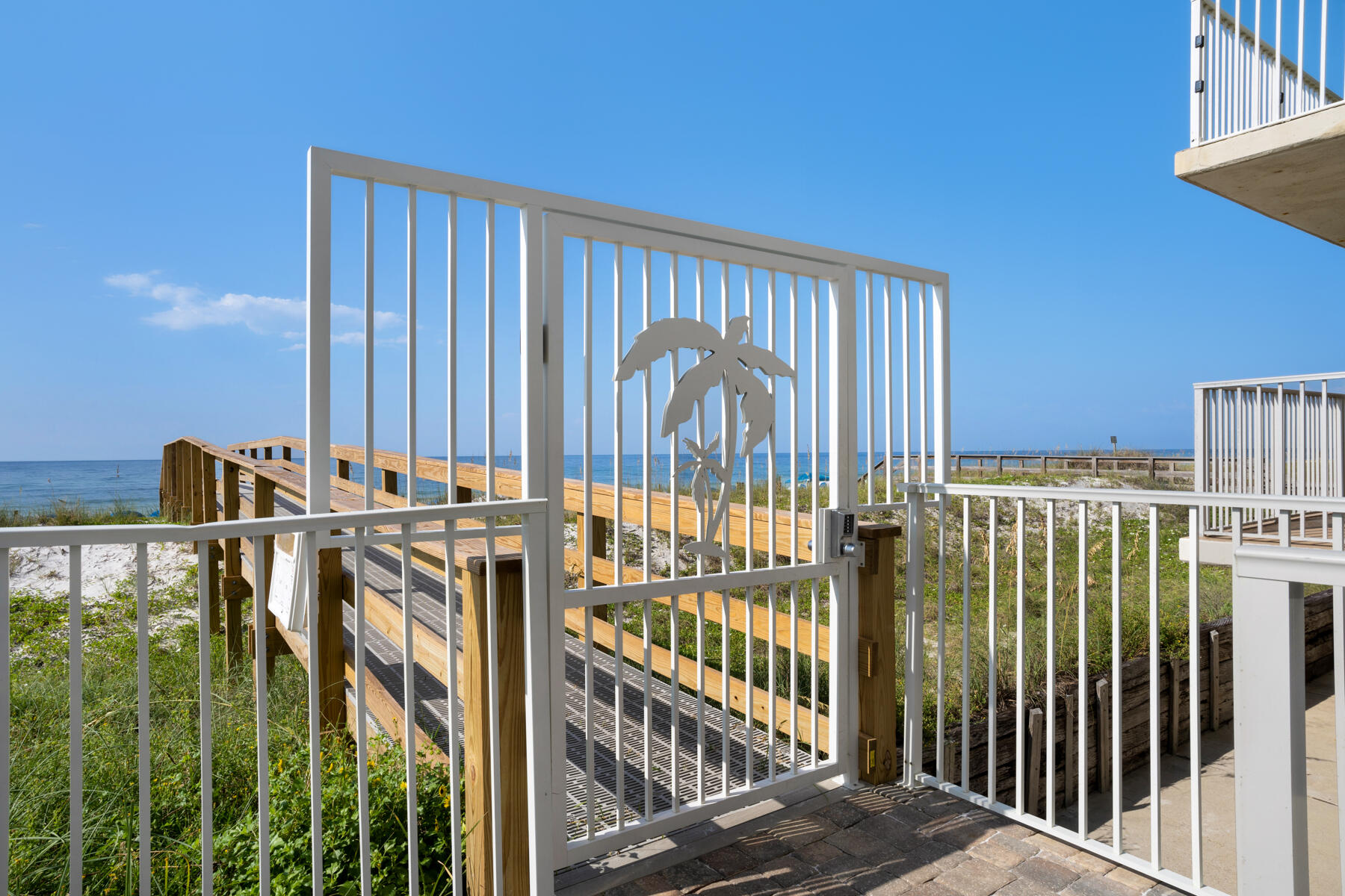 PALMS CONDO - Residential