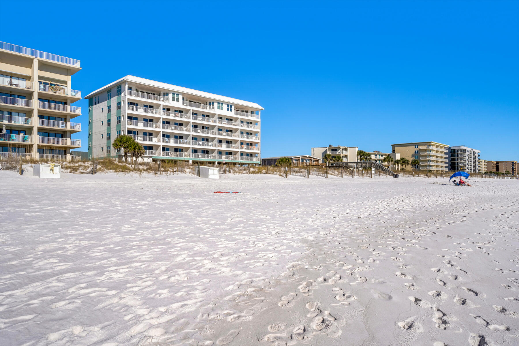 PALMS CONDO - Residential