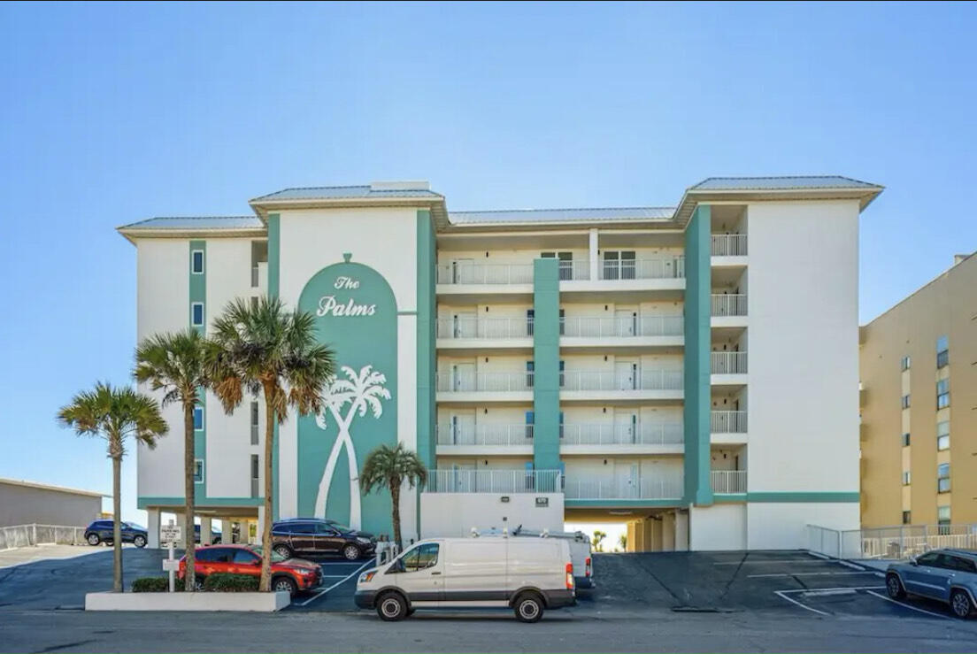 PALMS CONDO - Residential