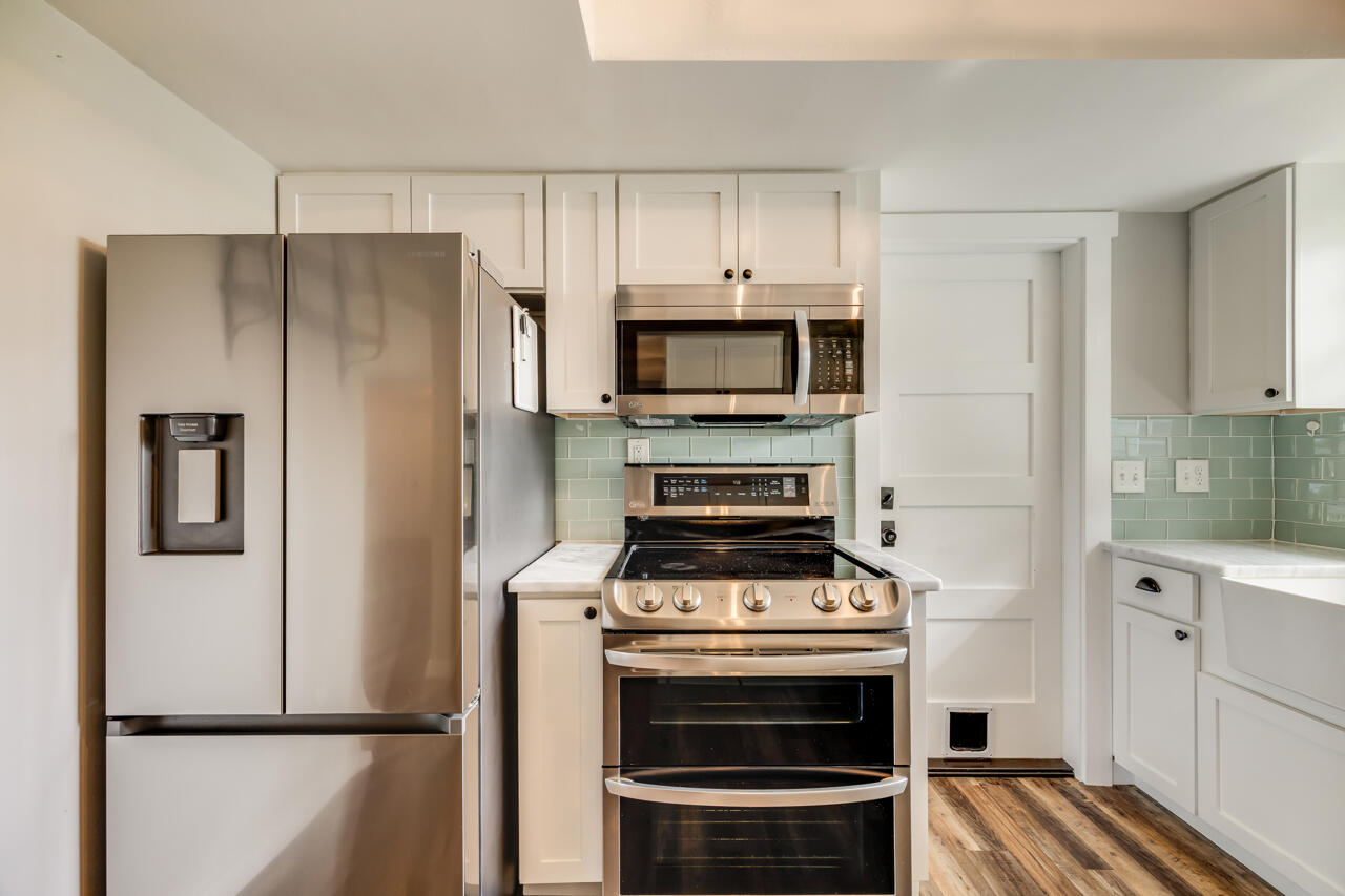 OAK TREE PARK - Residential