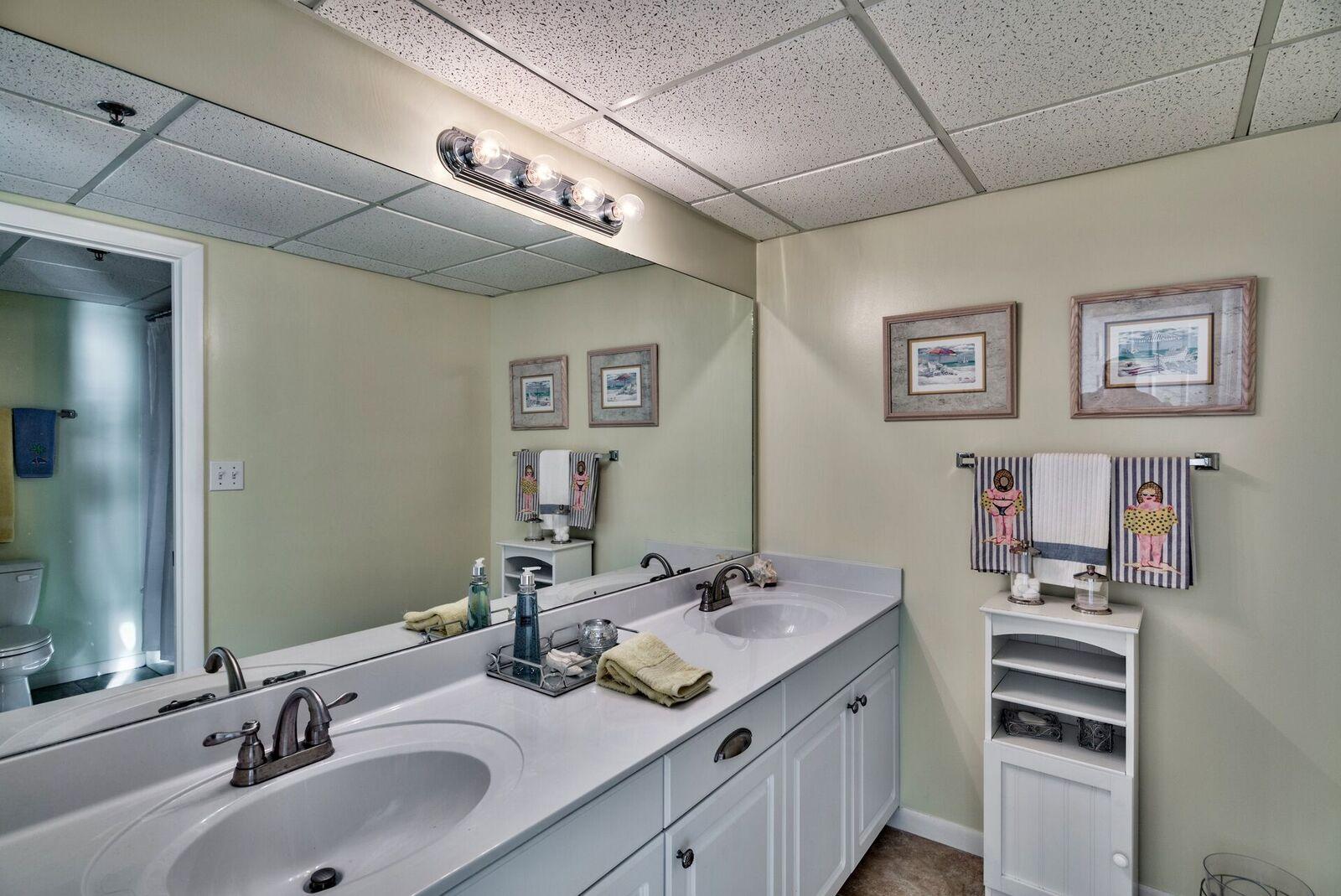 LONG BEACH 2ND ADDN - Residential