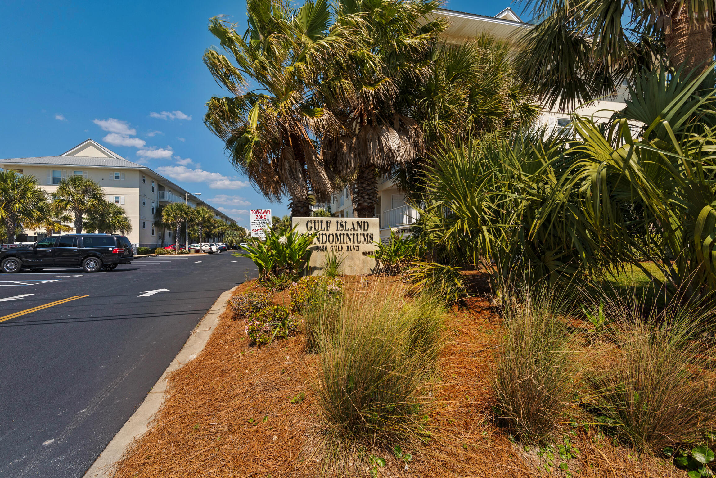 GULF ISLAND CONDOS - Residential