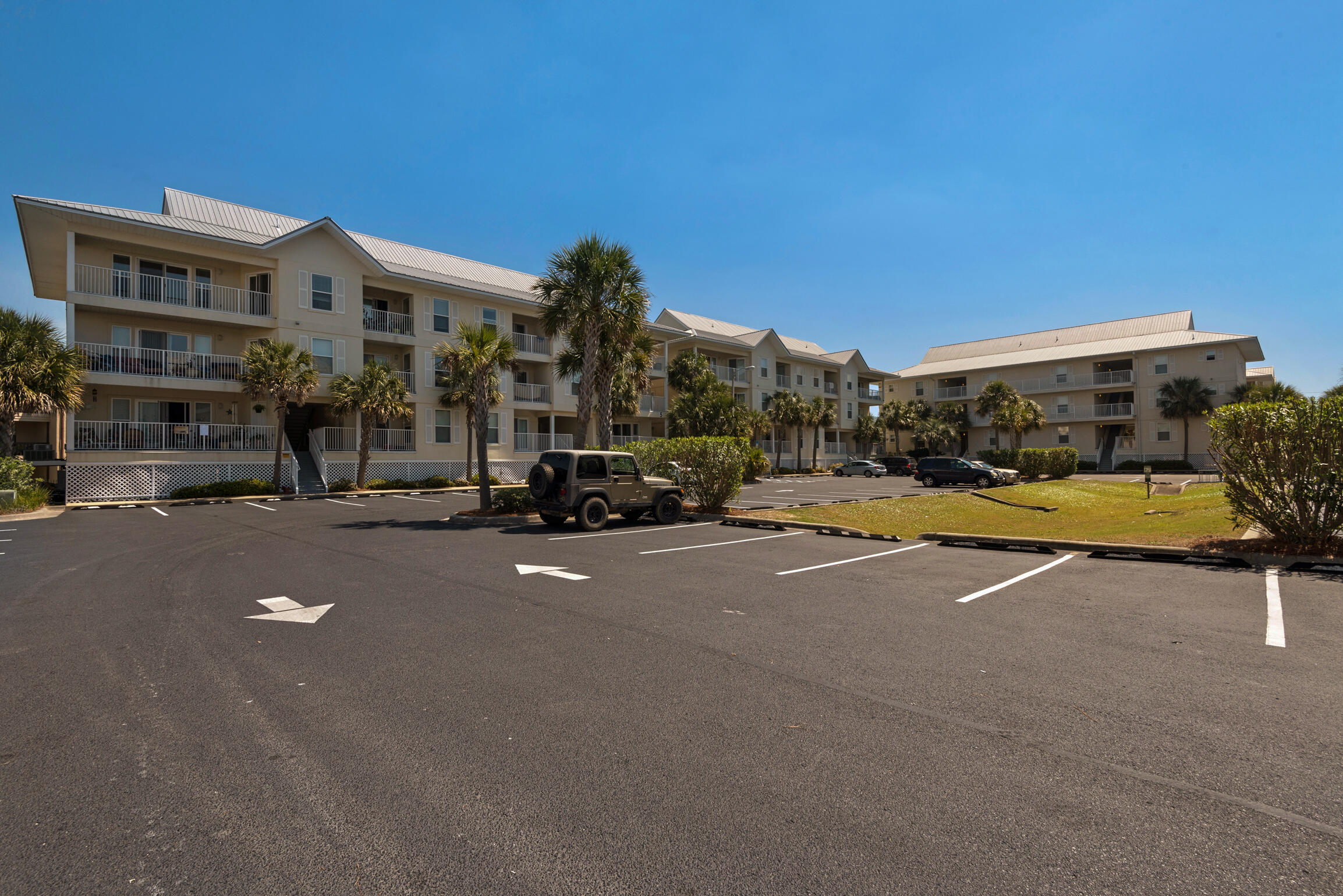 GULF ISLAND CONDOS - Residential