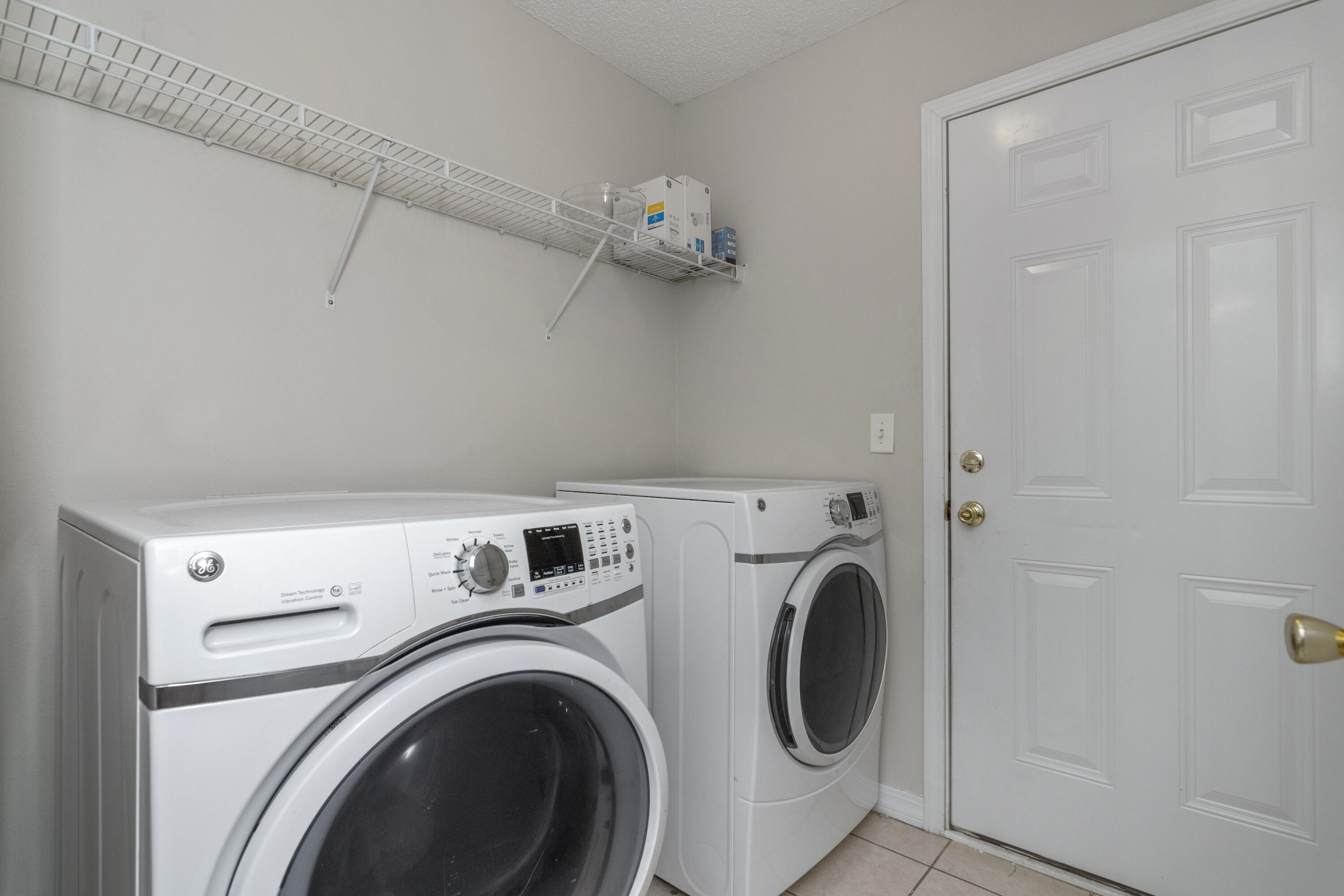 HOLLY GROVE SOUTH - Residential