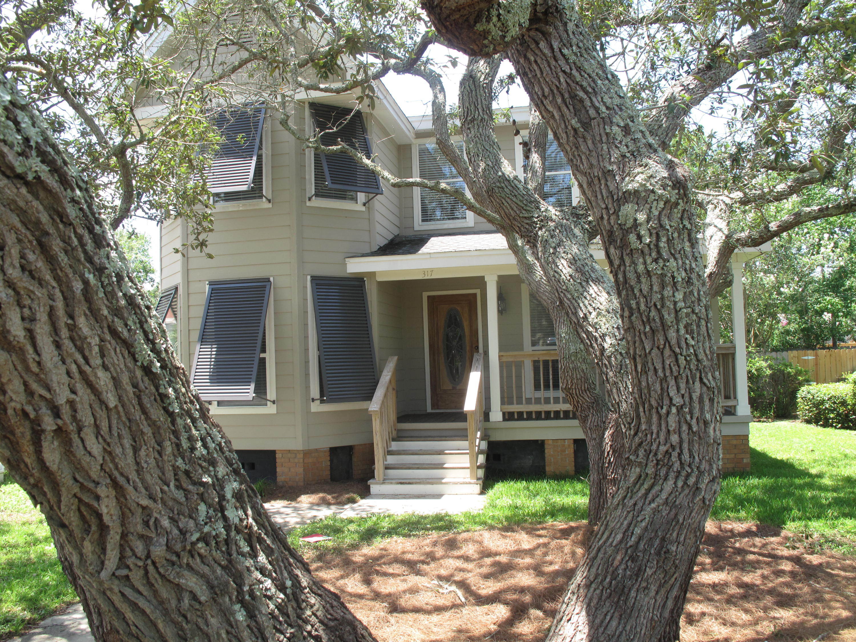 KELL-AIRE GARDENS - Residential