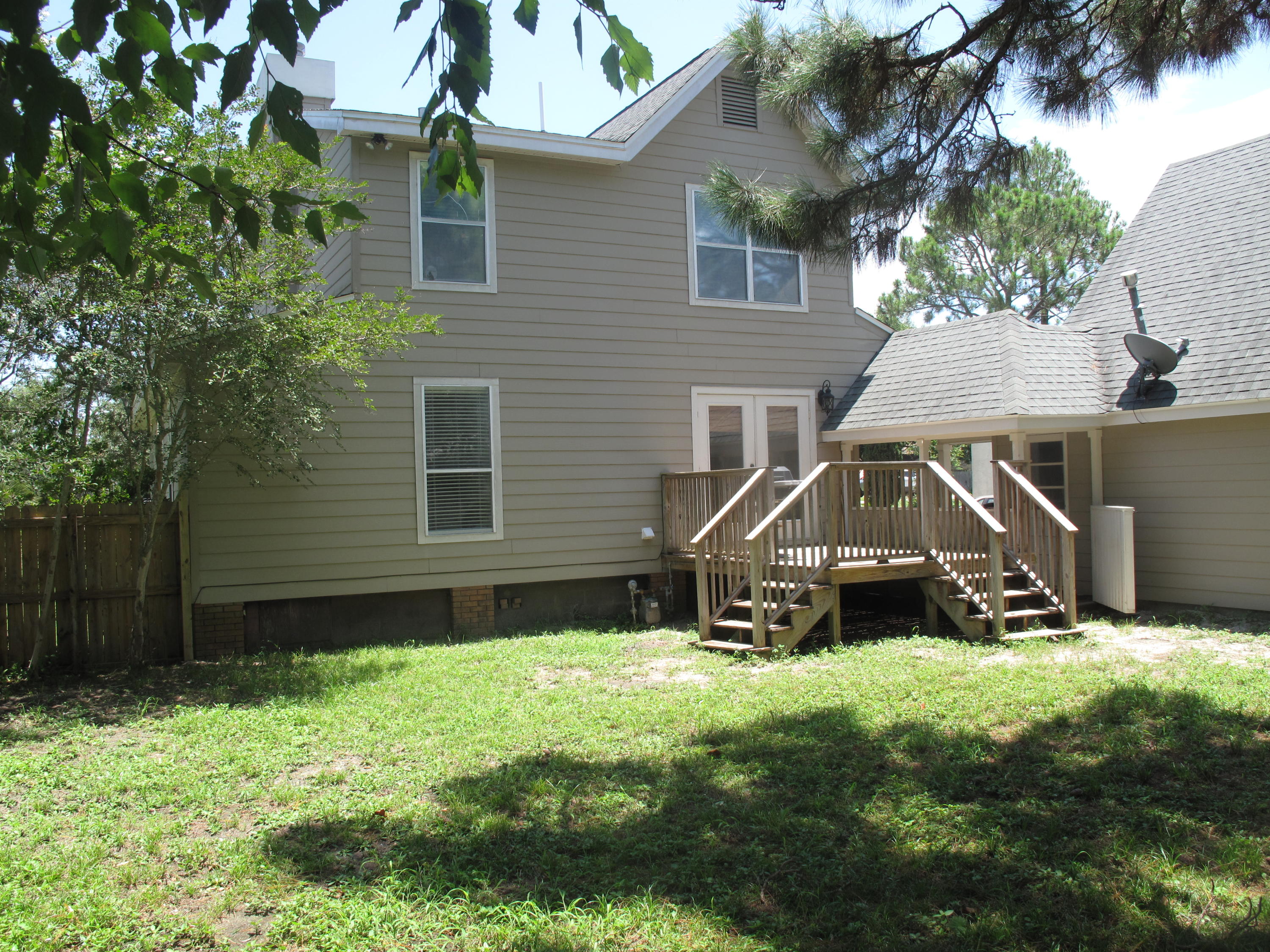 KELL-AIRE GARDENS - Residential