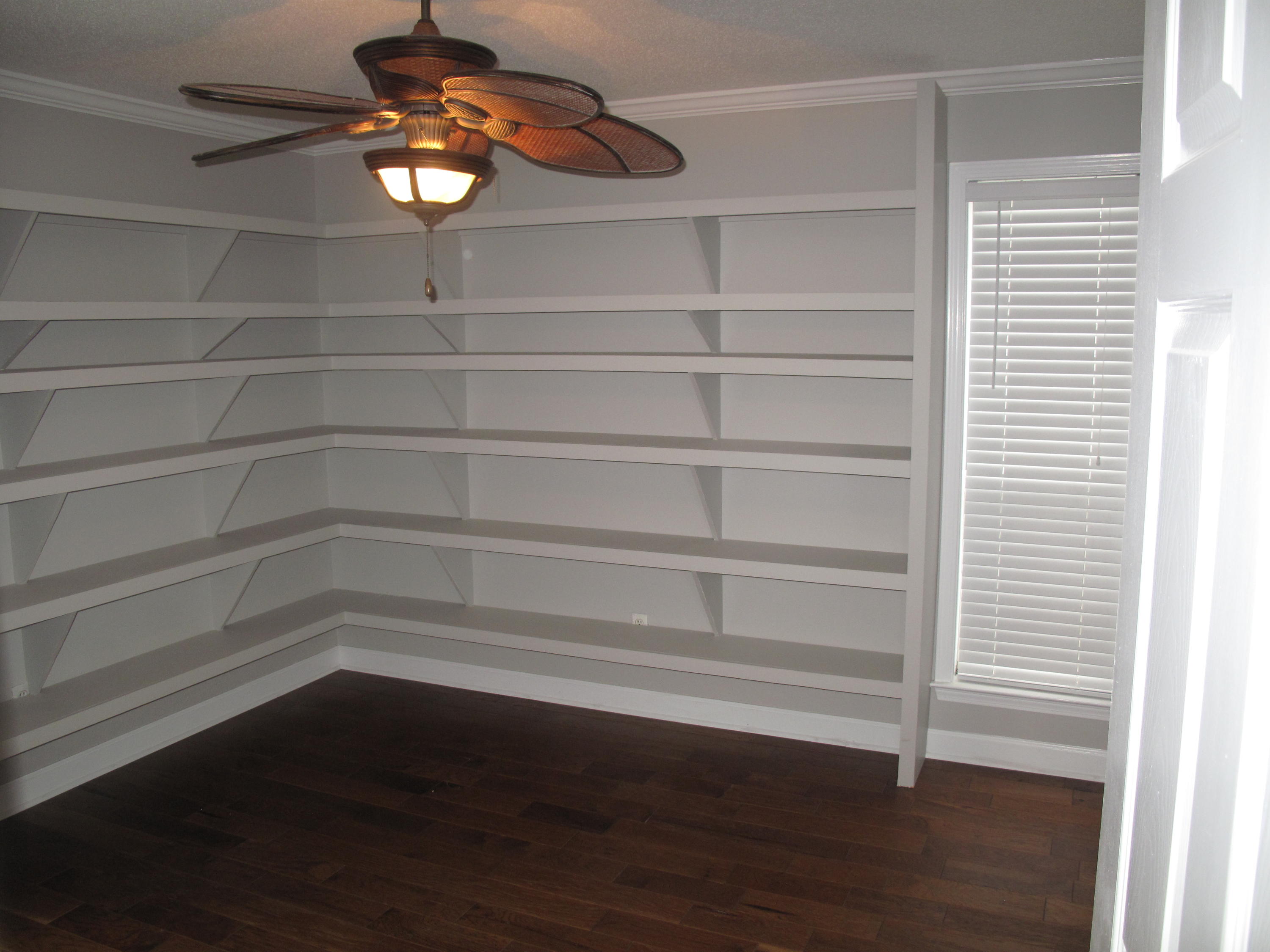 KELL-AIRE GARDENS - Residential