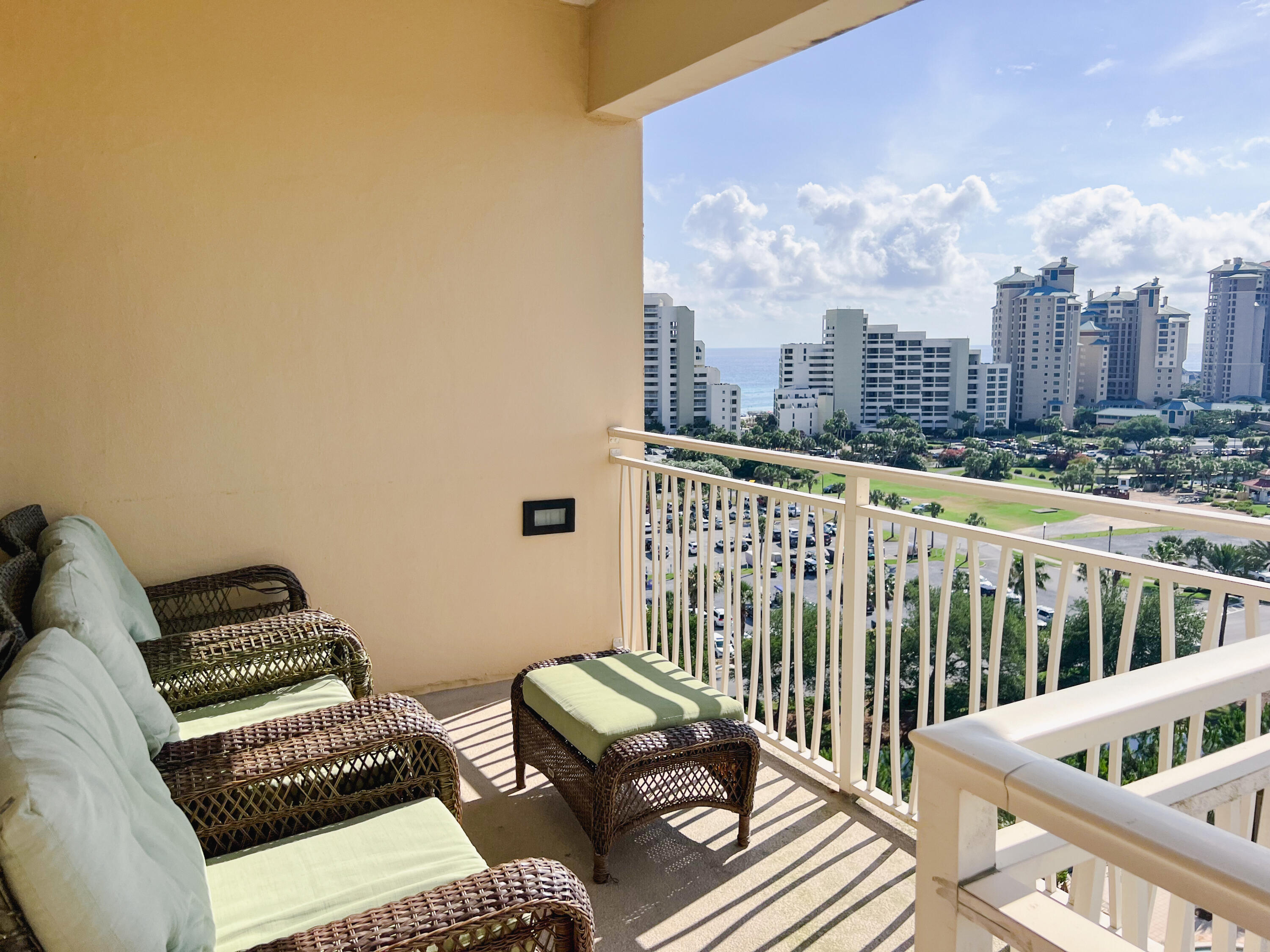 LUAU II - Residential