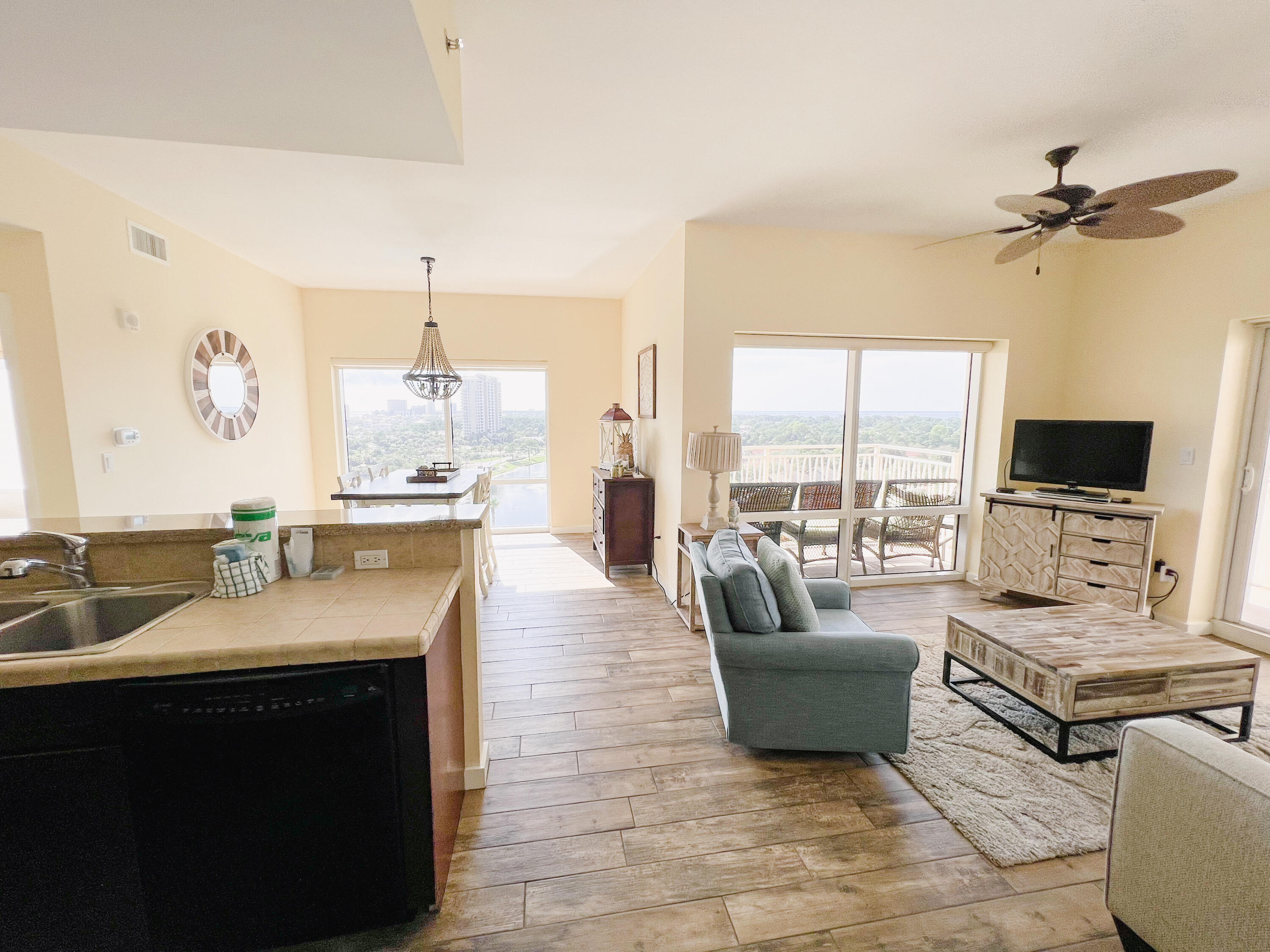 LUAU II - Residential