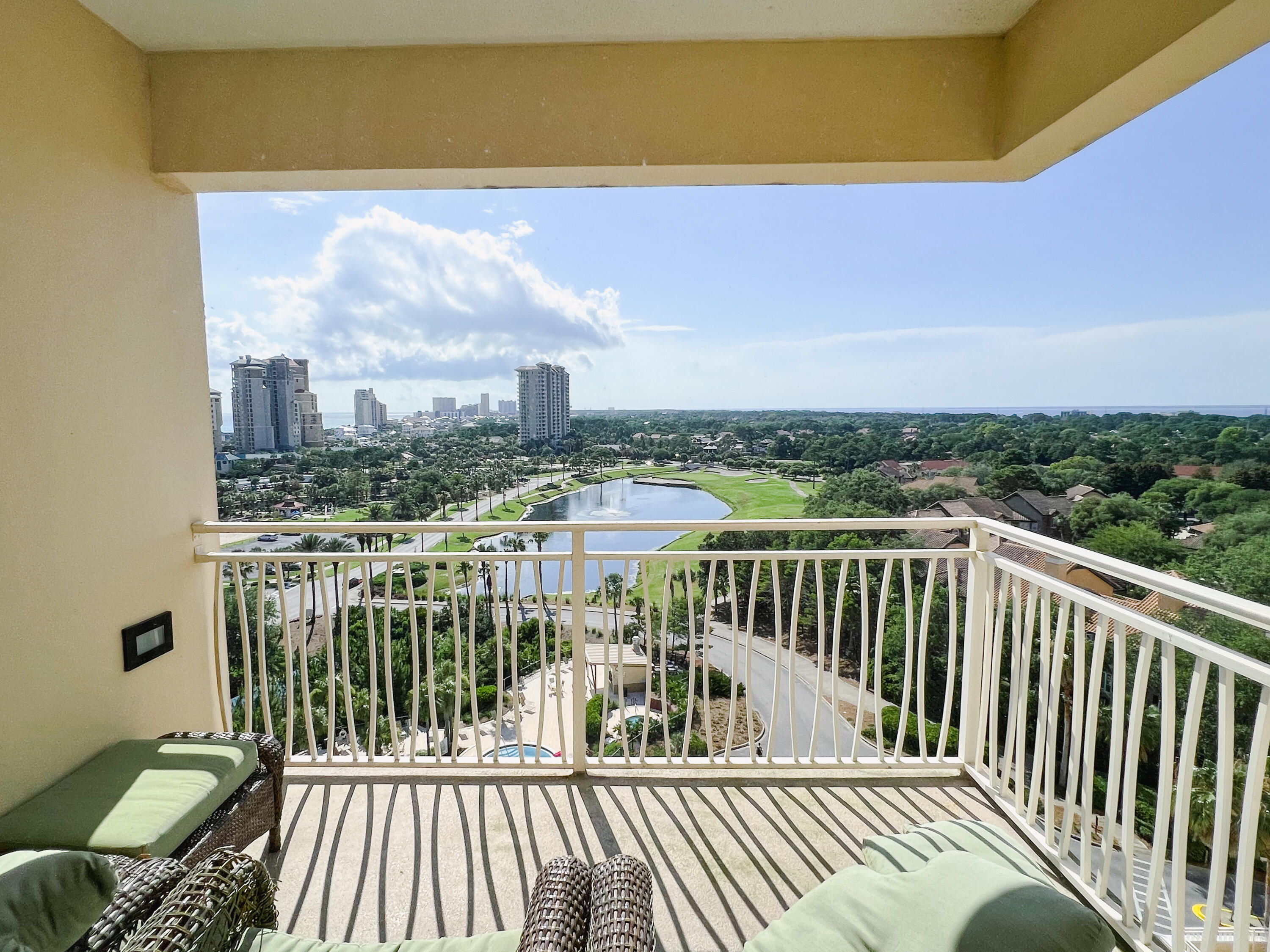 LUAU II - Residential