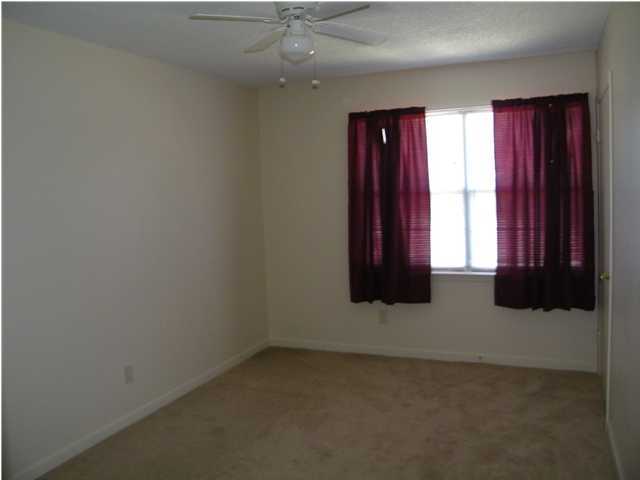 PINEHURST PARK - Residential Lease