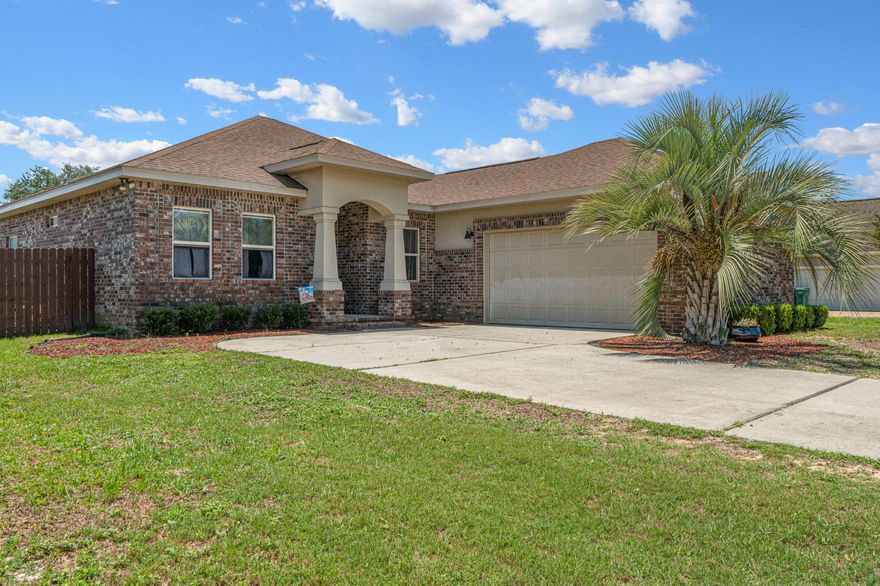 Come take a look at this beautiful three bedroom; two bath home! Walk in to a large living room/dining space onto a large eat in kitchen! This home also features a large master suite and garden tub. Enjoy some outside sunshine with the large screened in patio and fully fenced yard. Schedule a showing today!