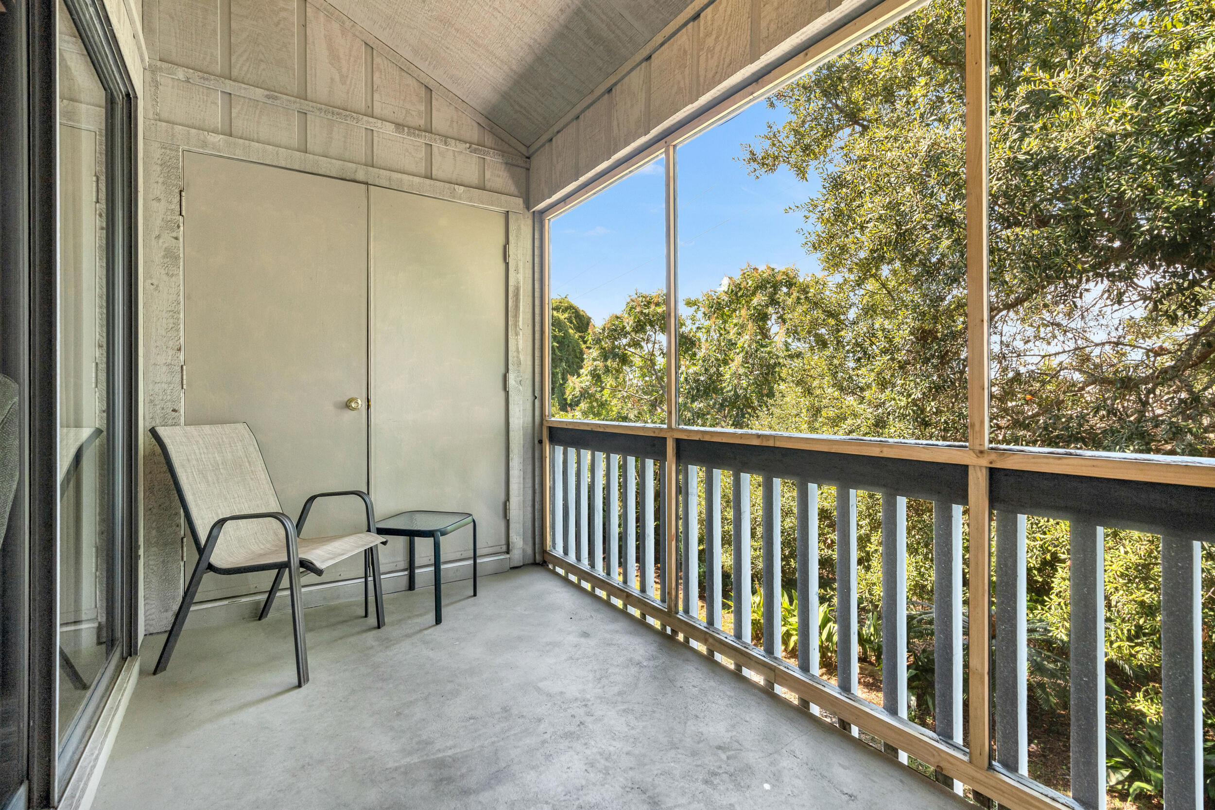 CHATEAU LA MER CONDO 2 PHASE 2 - Residential