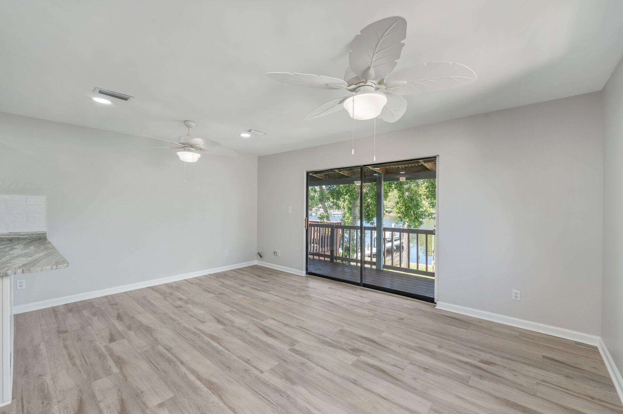 SWIFT BAYOU T/H - Residential Lease