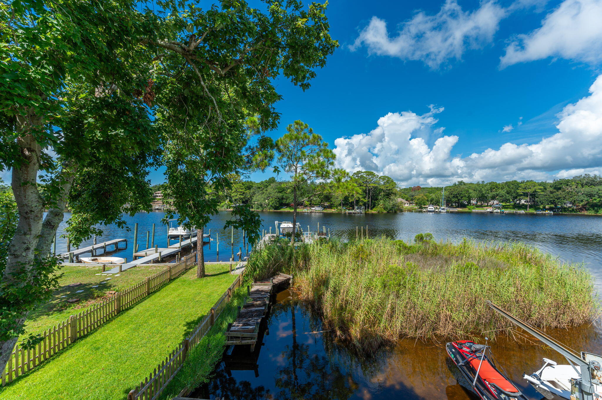 SWIFT BAYOU T/H - Residential Lease