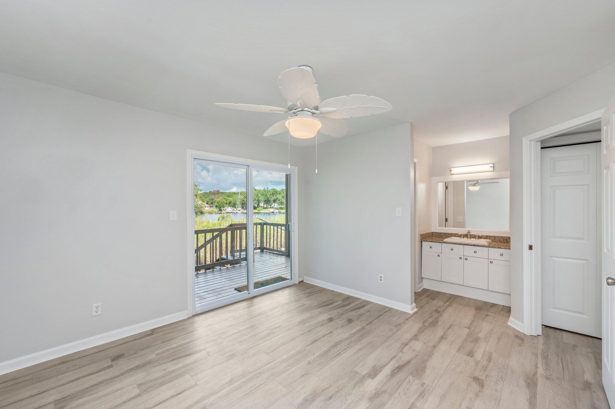 SWIFT BAYOU T/H - Residential Lease