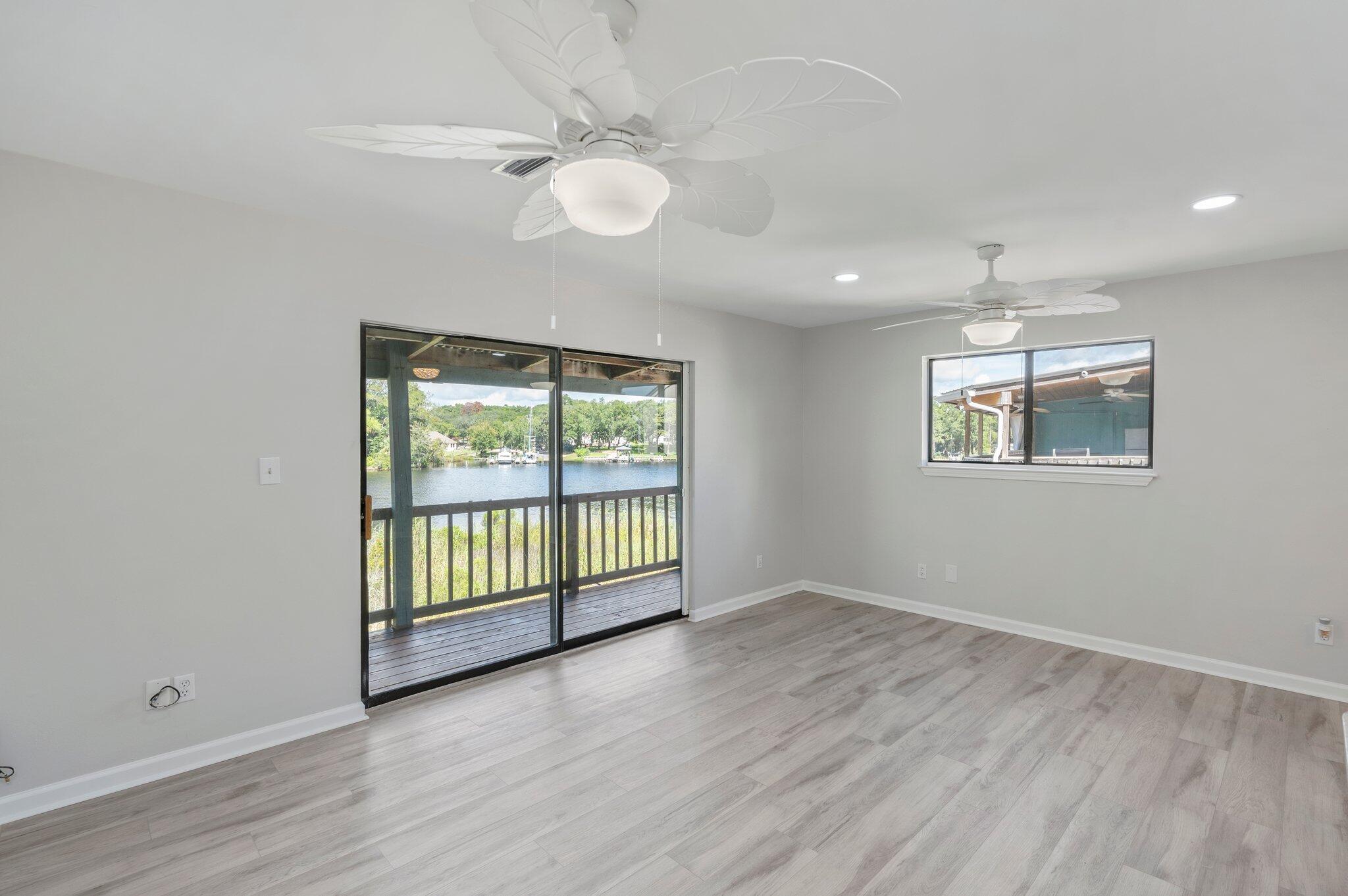 SWIFT BAYOU T/H - Residential Lease