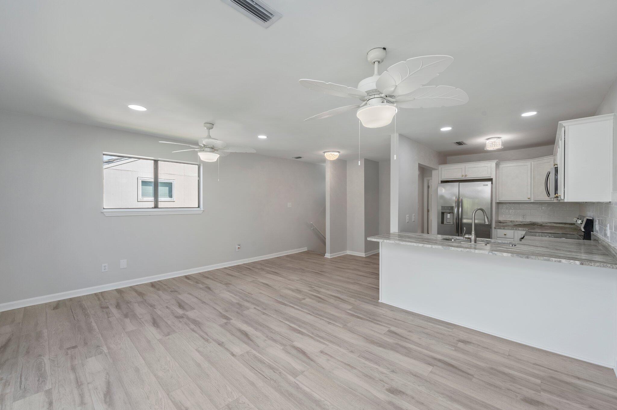 SWIFT BAYOU T/H - Residential Lease