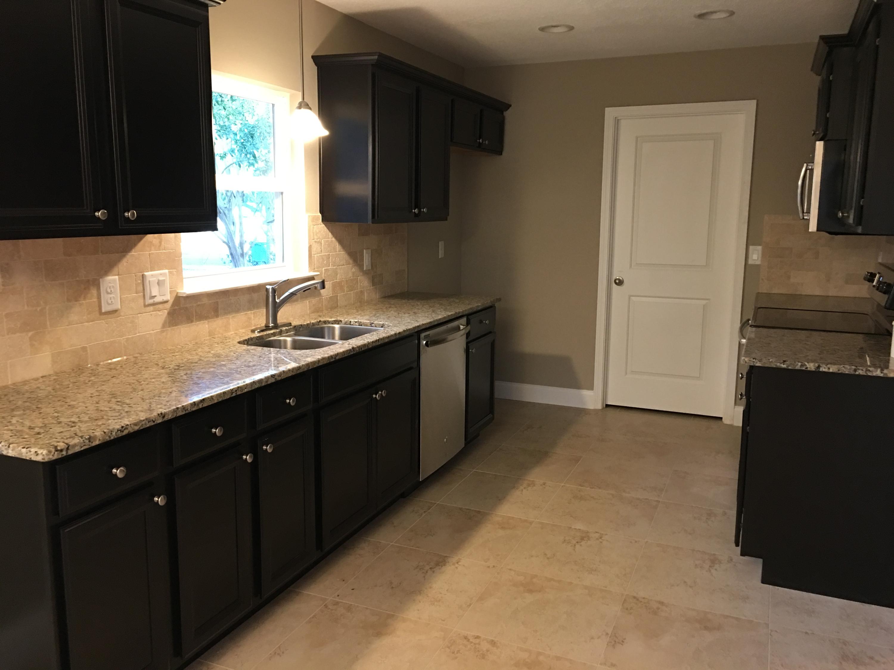 CRESTVIEW - Residential