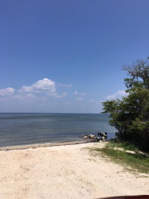 EAGLE BAY - Residential Lease