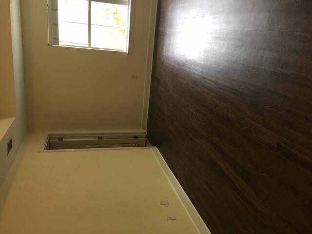 EAGLE BAY - Residential Lease