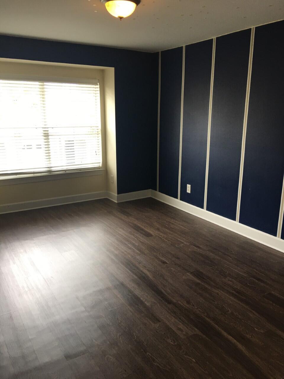 EAGLE BAY - Residential Lease