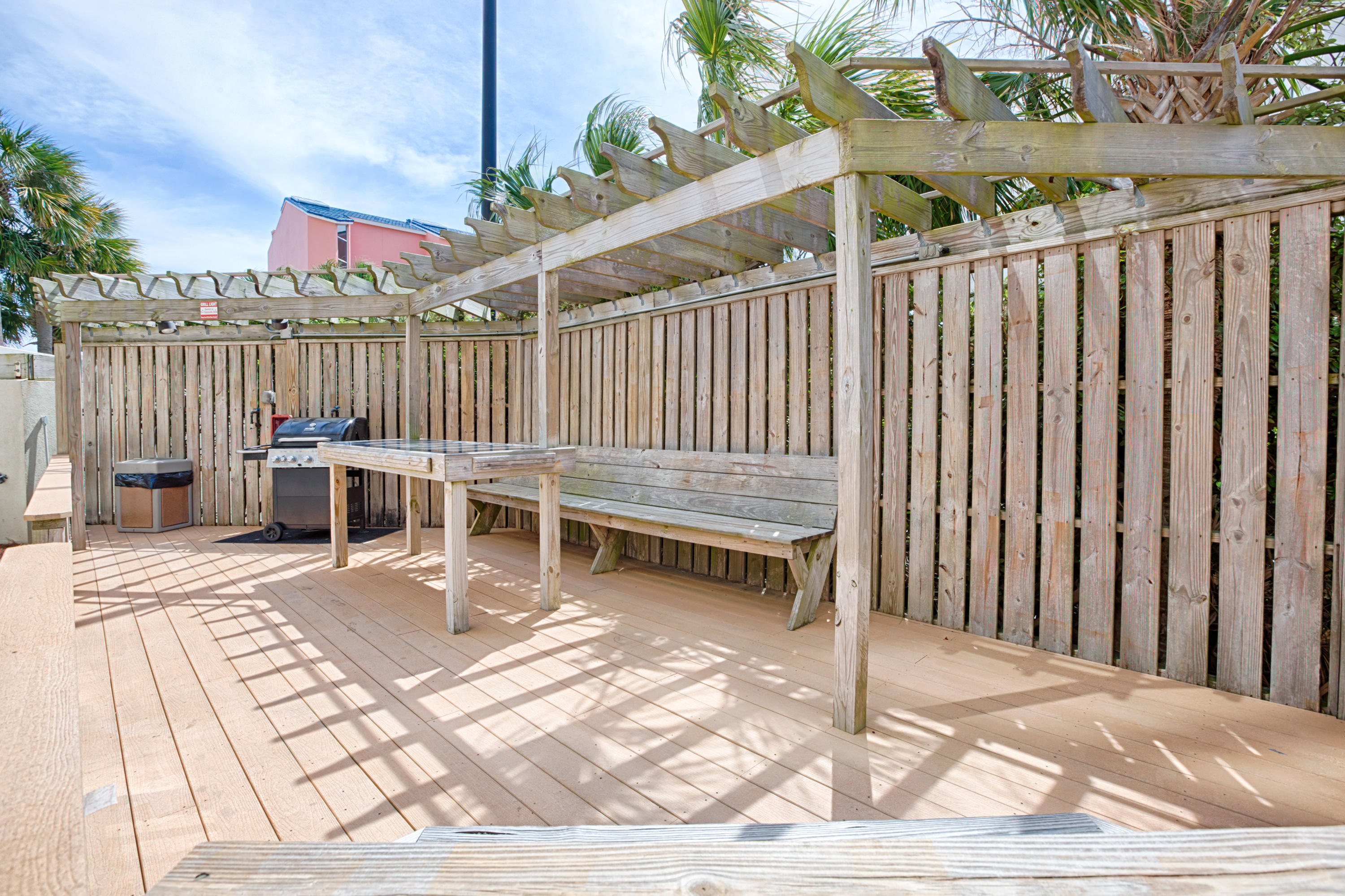 TIDES AT TOPS'L - Residential