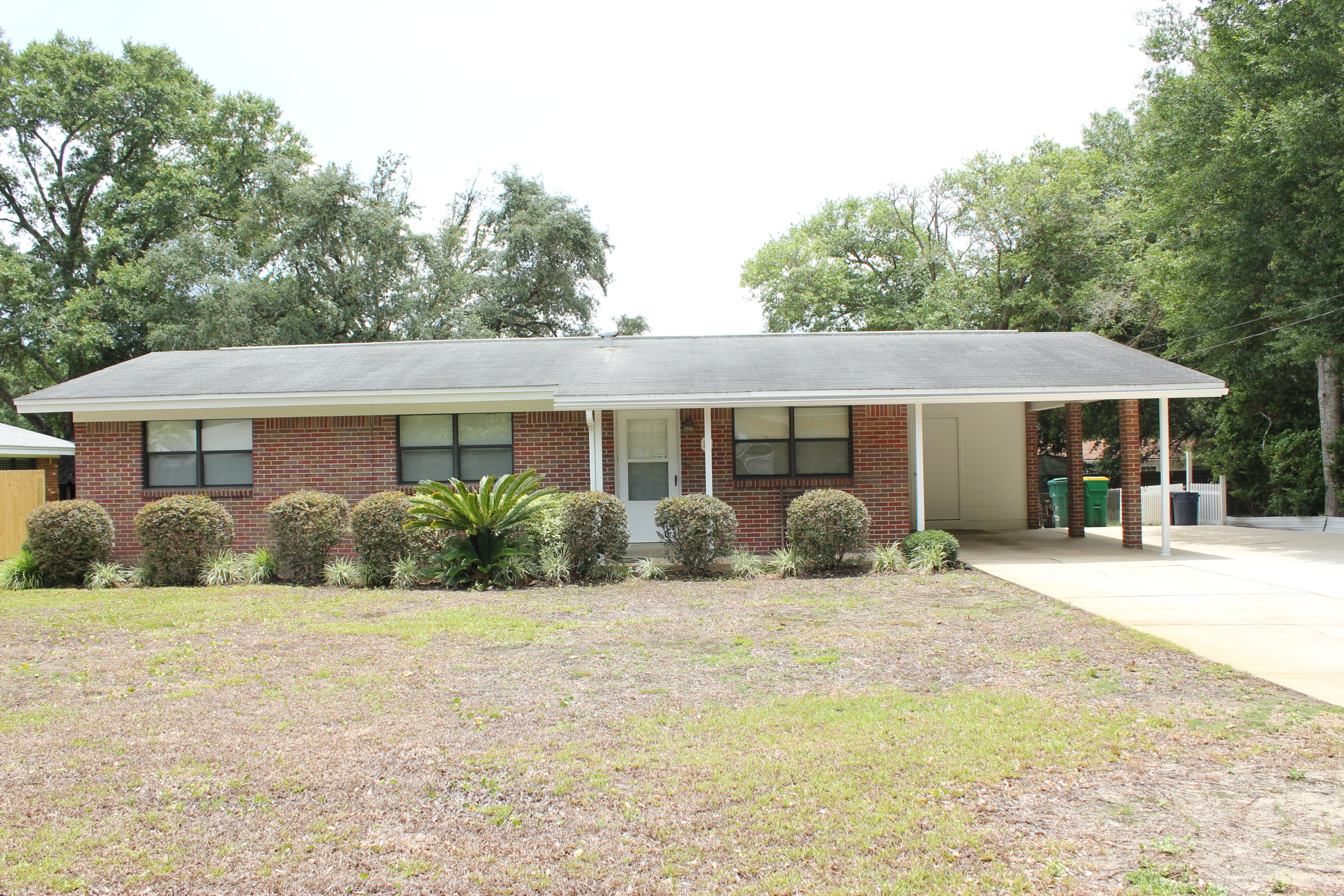 MARY ESTHER HEIGHTS - Residential