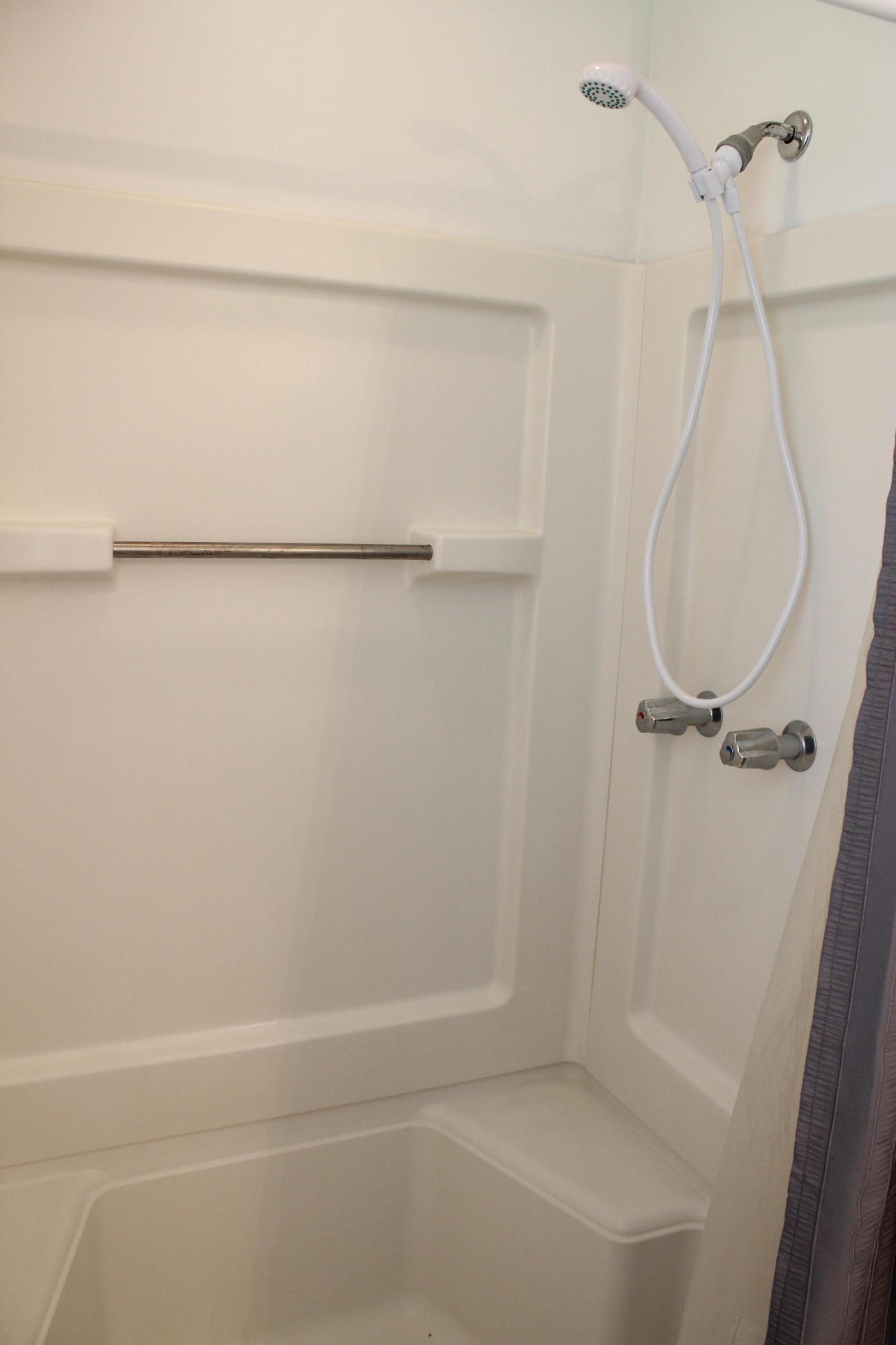 MARY ESTHER HEIGHTS - Residential