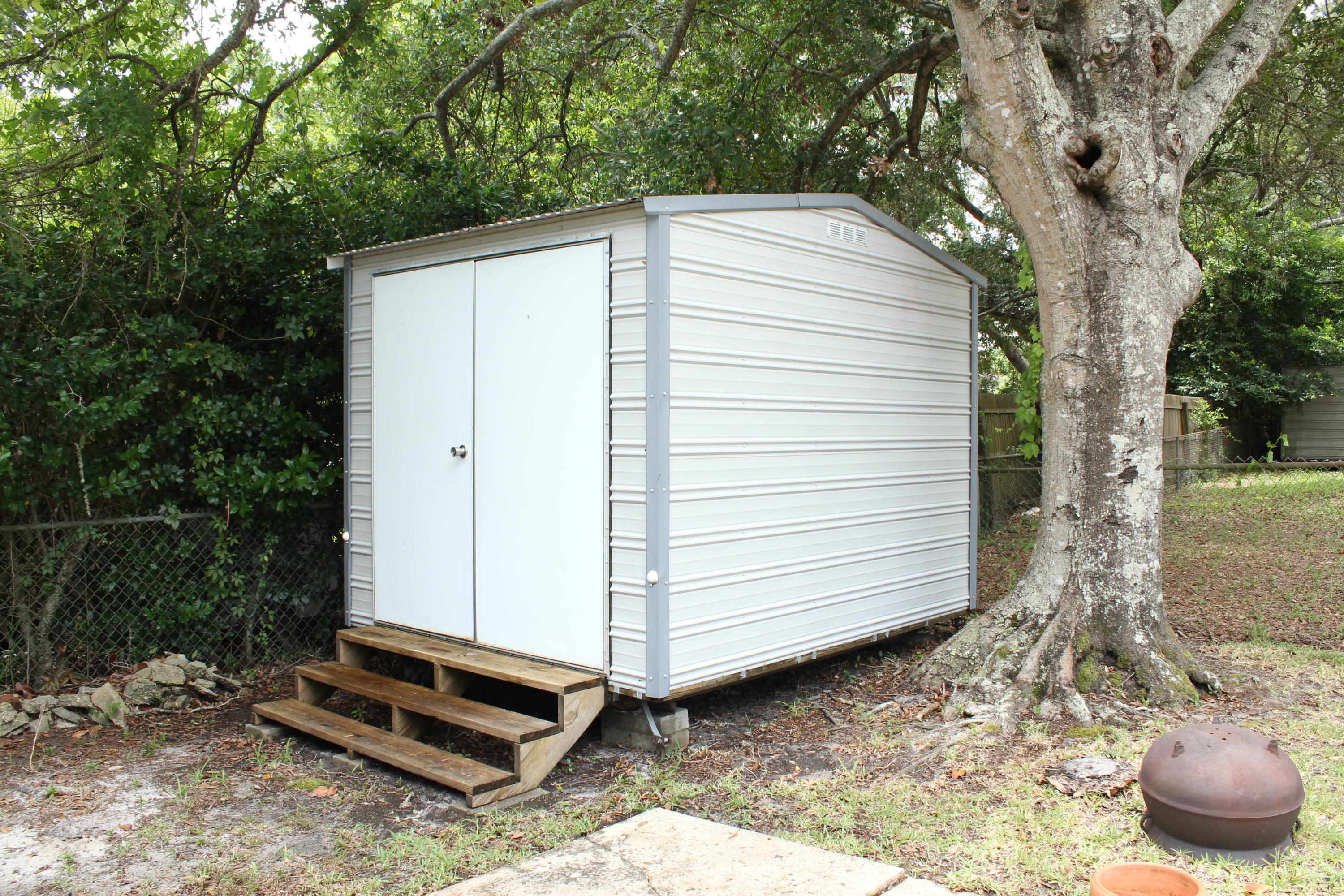 MARY ESTHER HEIGHTS - Residential