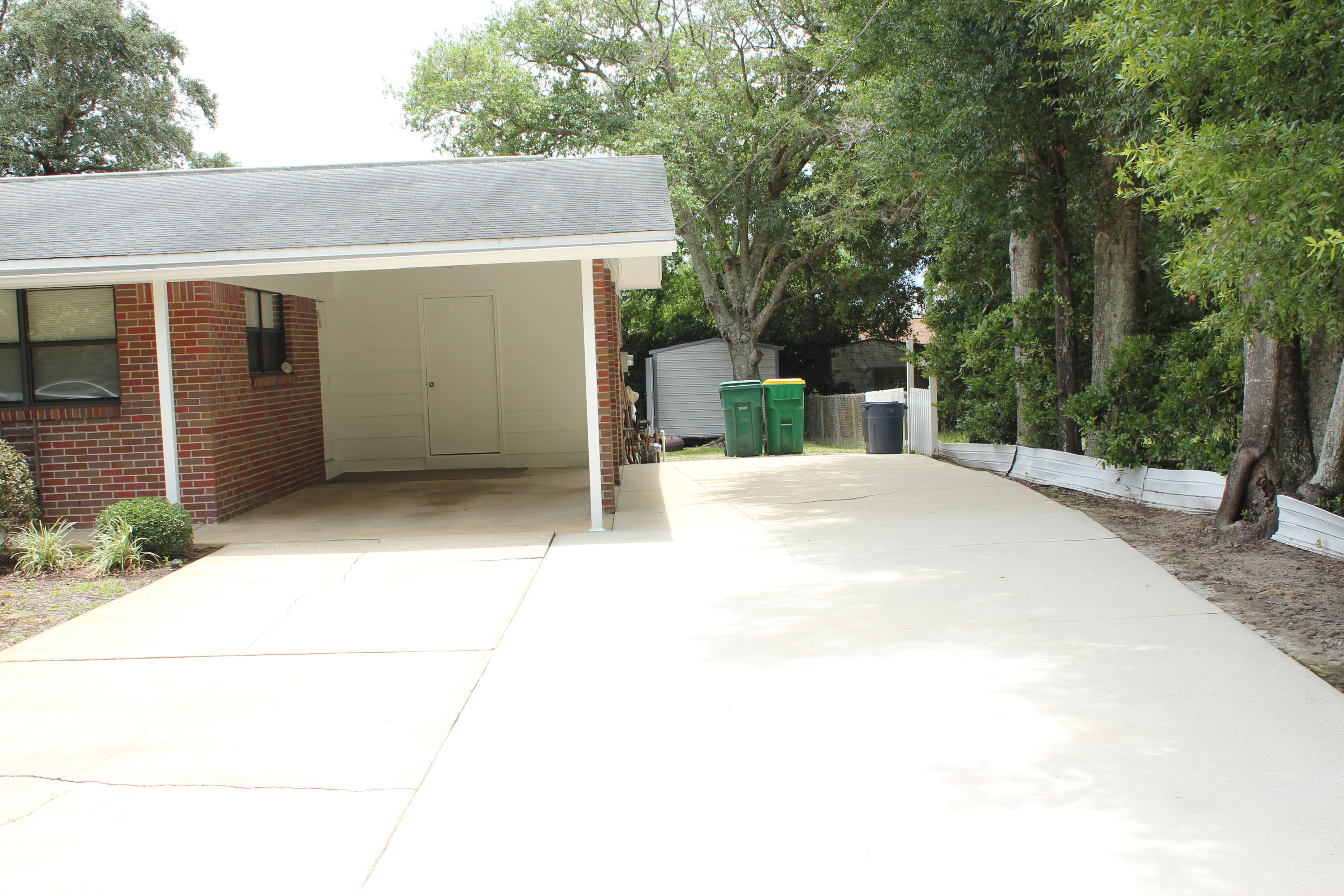 MARY ESTHER HEIGHTS - Residential