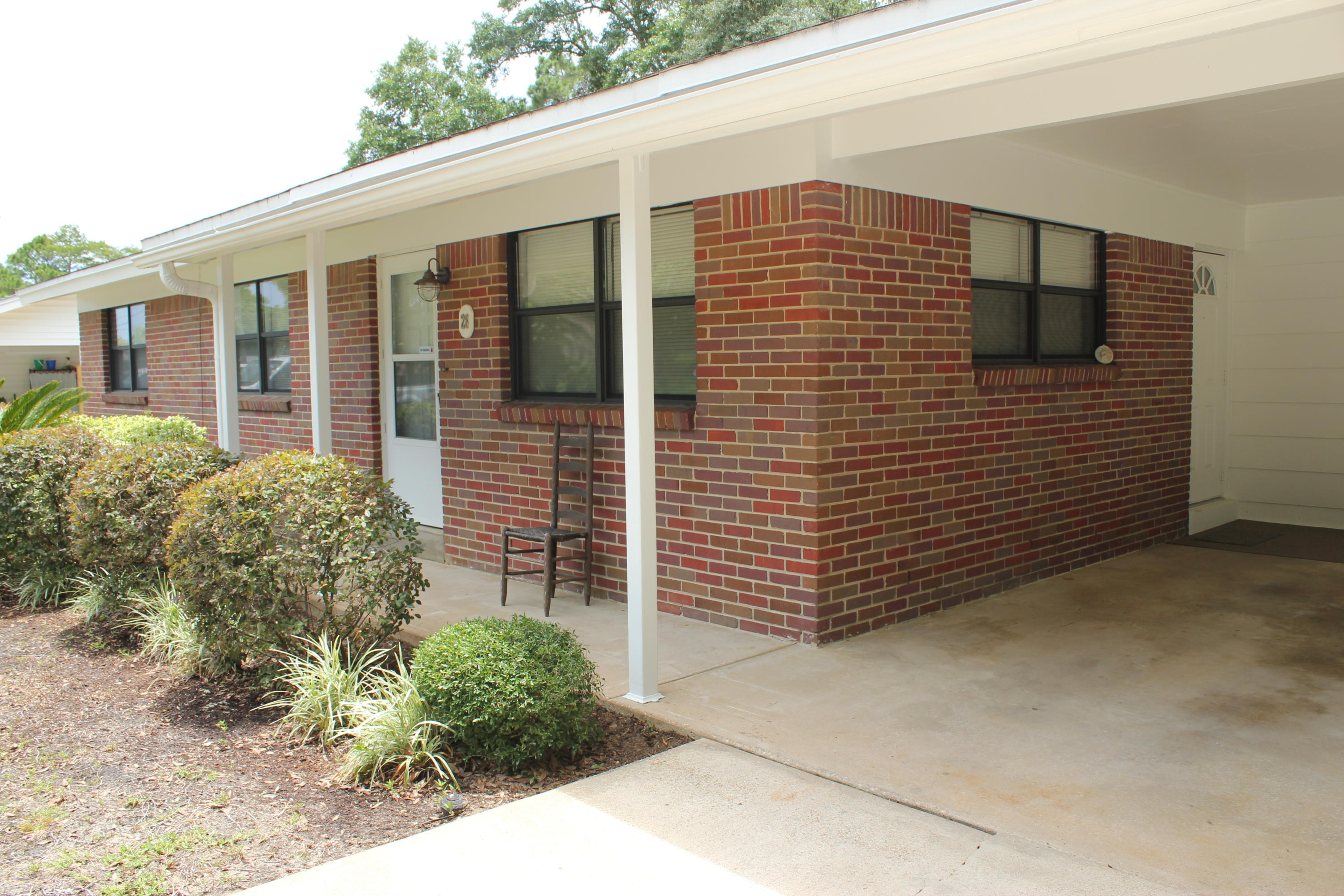 MARY ESTHER HEIGHTS - Residential