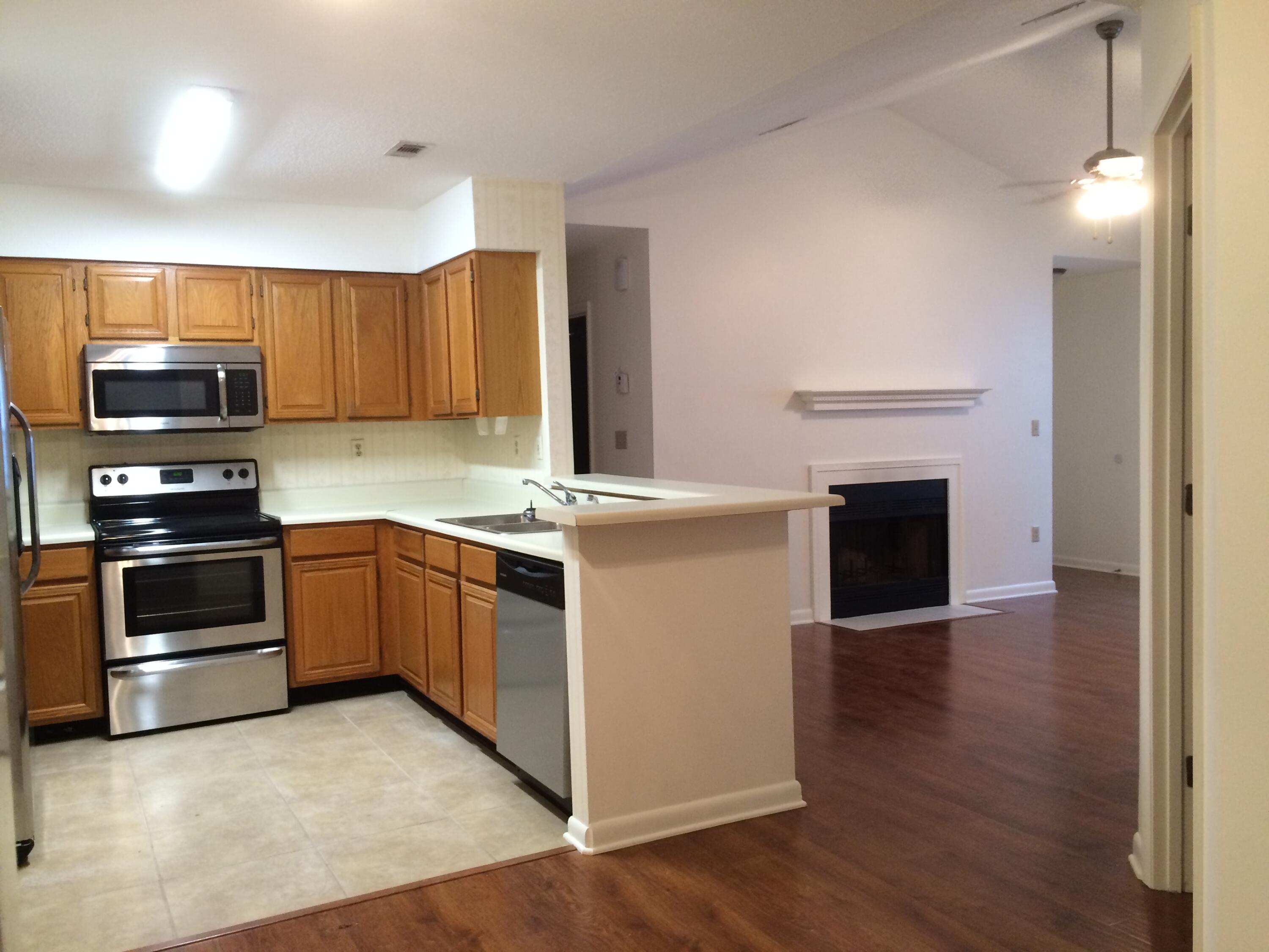 Parkwod Circle - Residential Lease