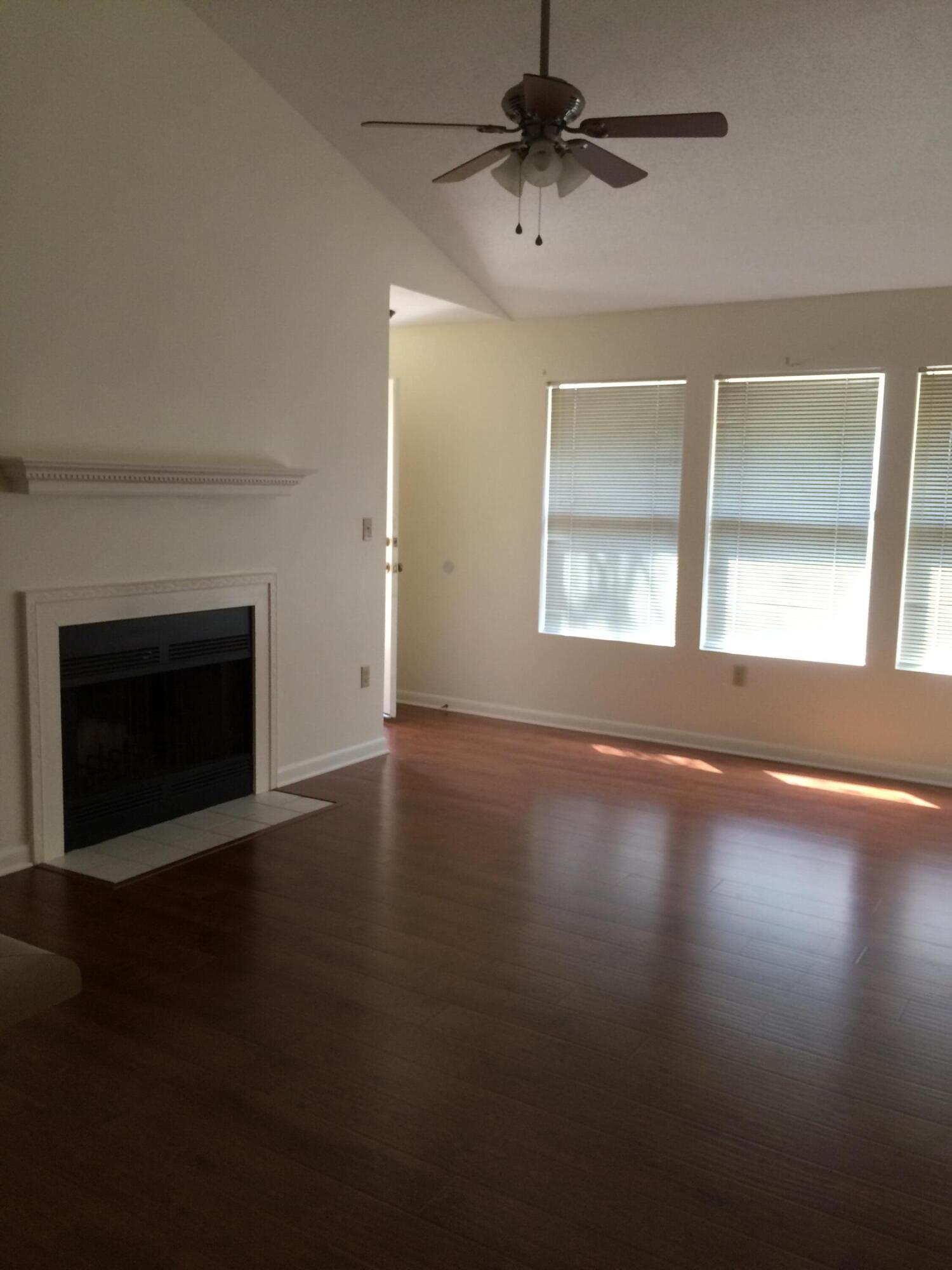 Parkwod Circle - Residential Lease