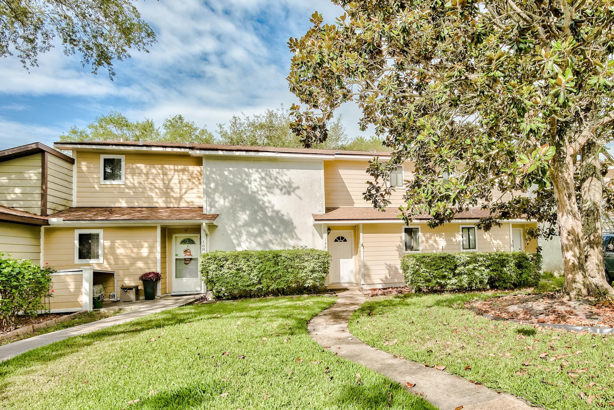 PINE RIDGE TRACE RE/SUB - Residential Lease