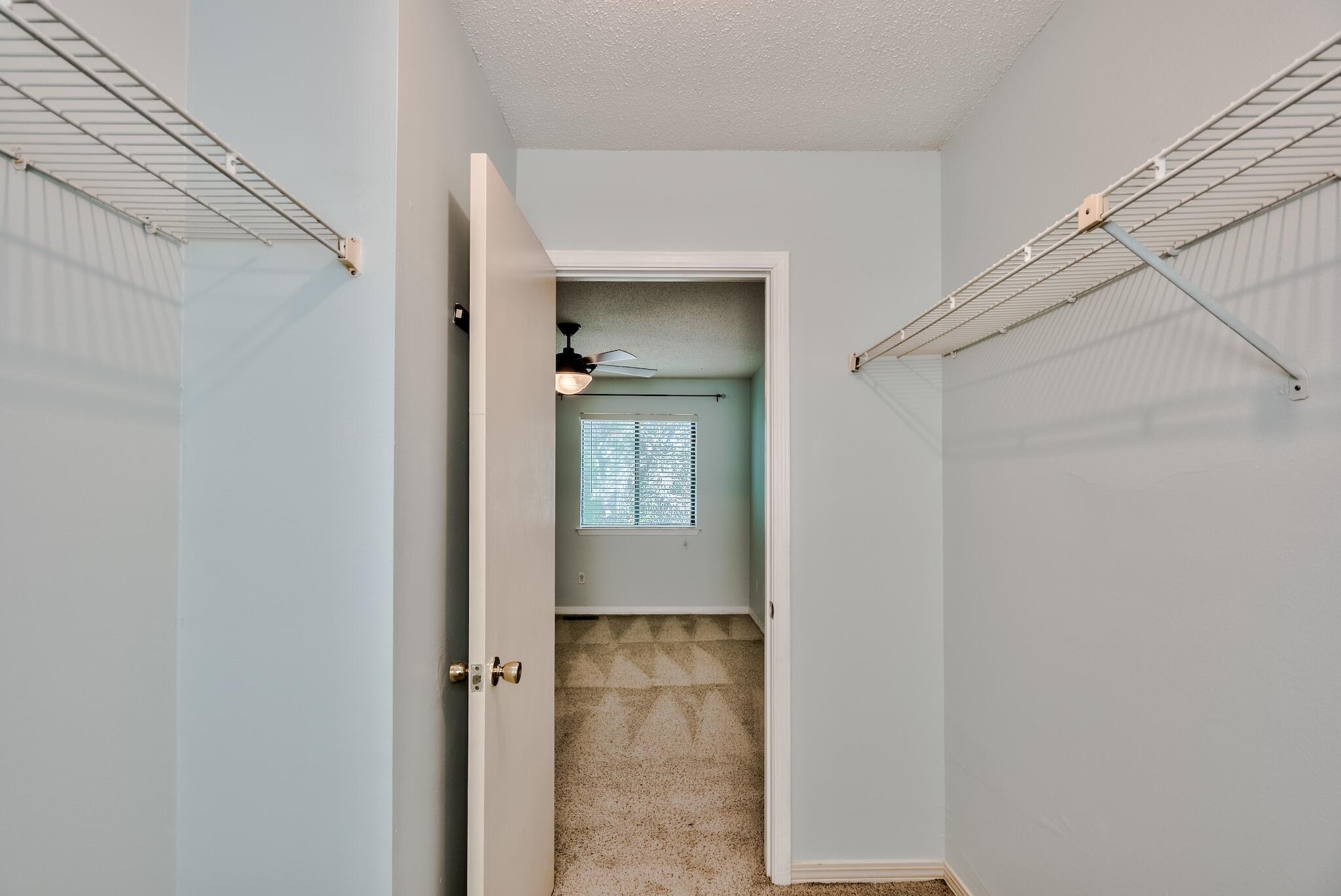 PINE RIDGE TRACE RE/SUB - Residential Lease