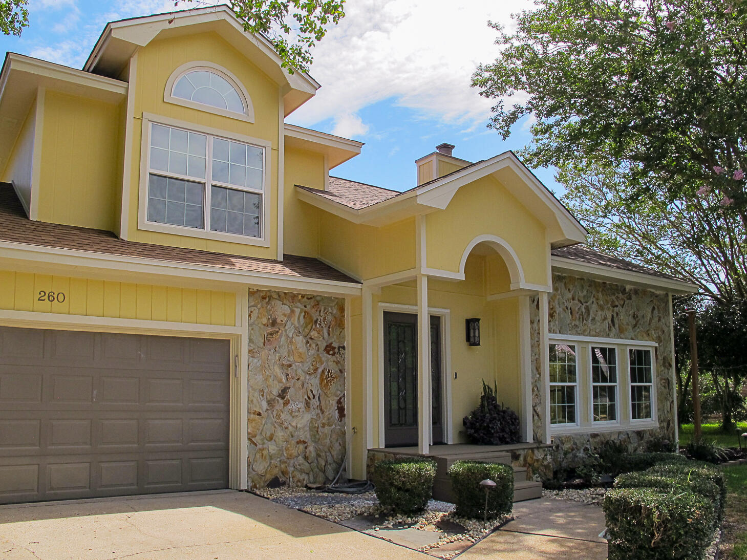 EMERALD POINTE PLAT 1 - Residential