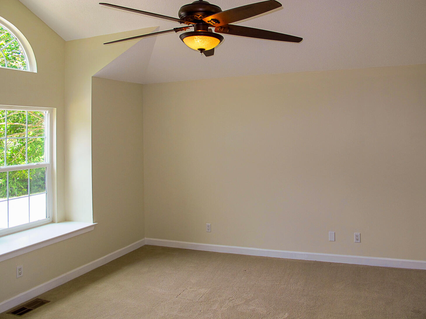 EMERALD POINTE PLAT 1 - Residential