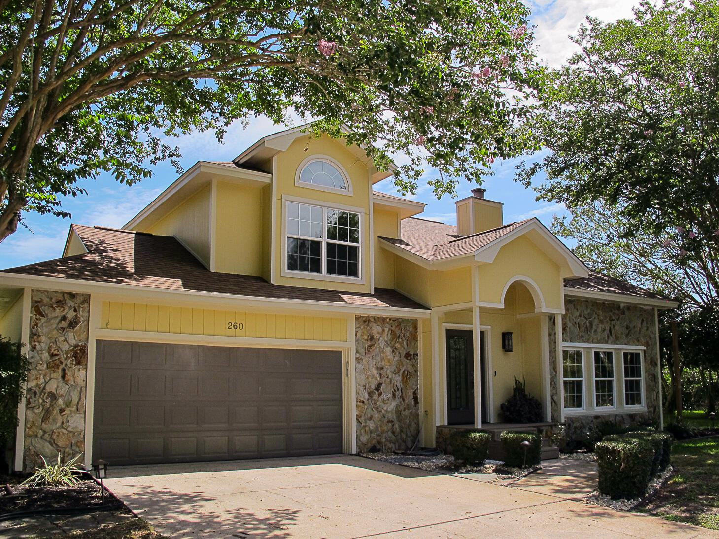 EMERALD POINTE PLAT 1 - Residential