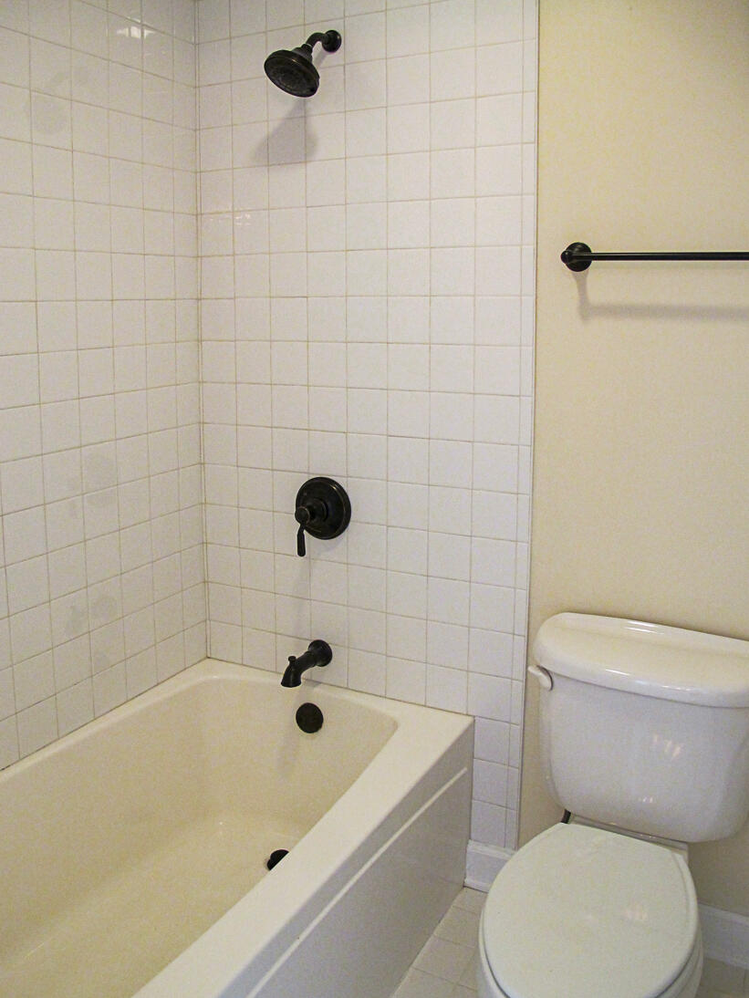 EMERALD POINTE PLAT 1 - Residential