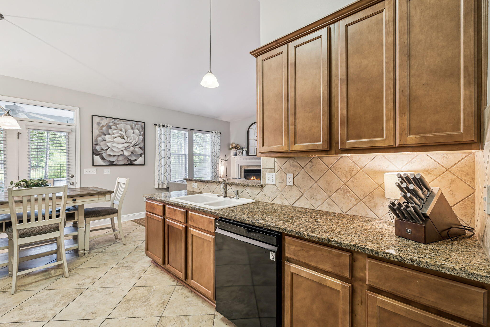 HAMMOCK BAY Symphony - Residential