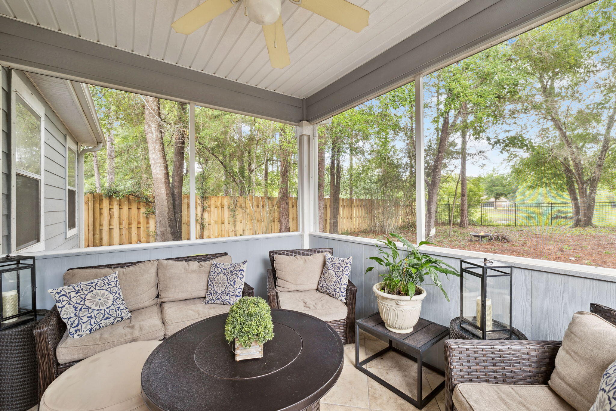 HAMMOCK BAY Symphony - Residential