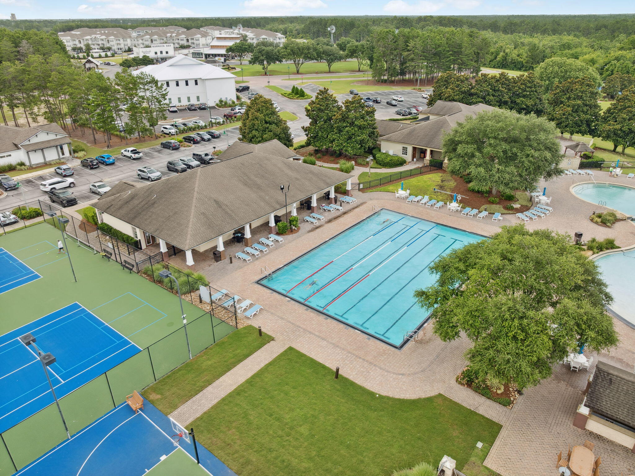 HAMMOCK BAY Symphony - Residential