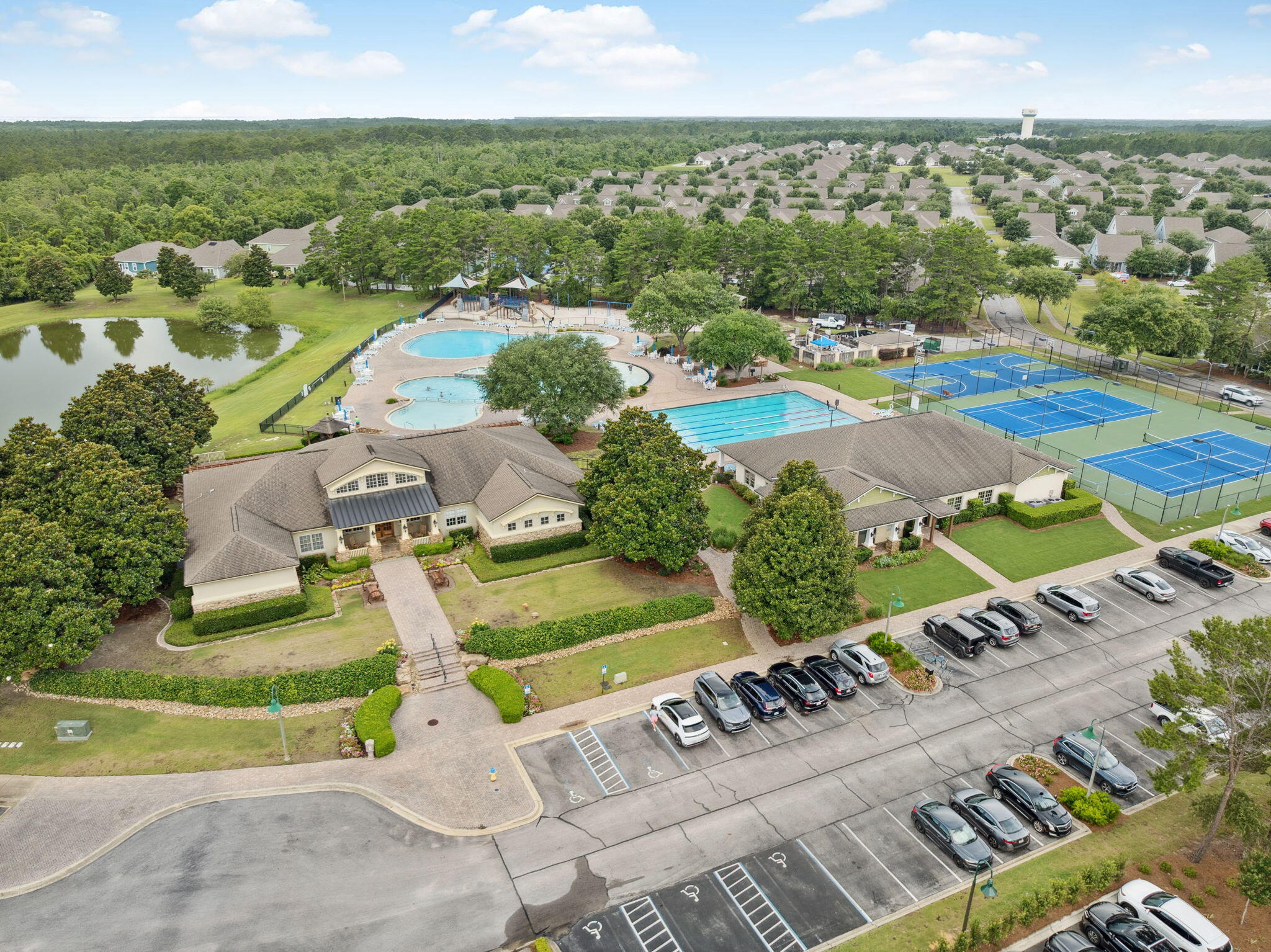 HAMMOCK BAY Symphony - Residential
